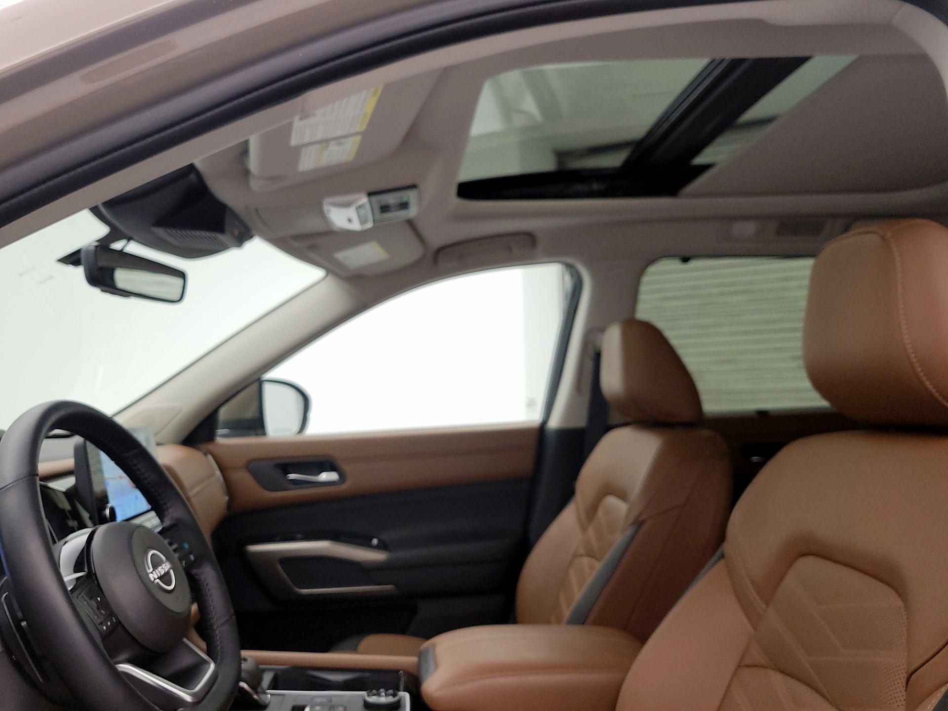Thumbnail: 2024 Nissan Pathfinder - 20