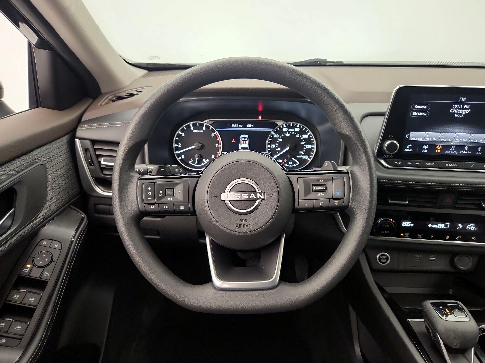 Thumbnail: 2023 Nissan Rogue - 10