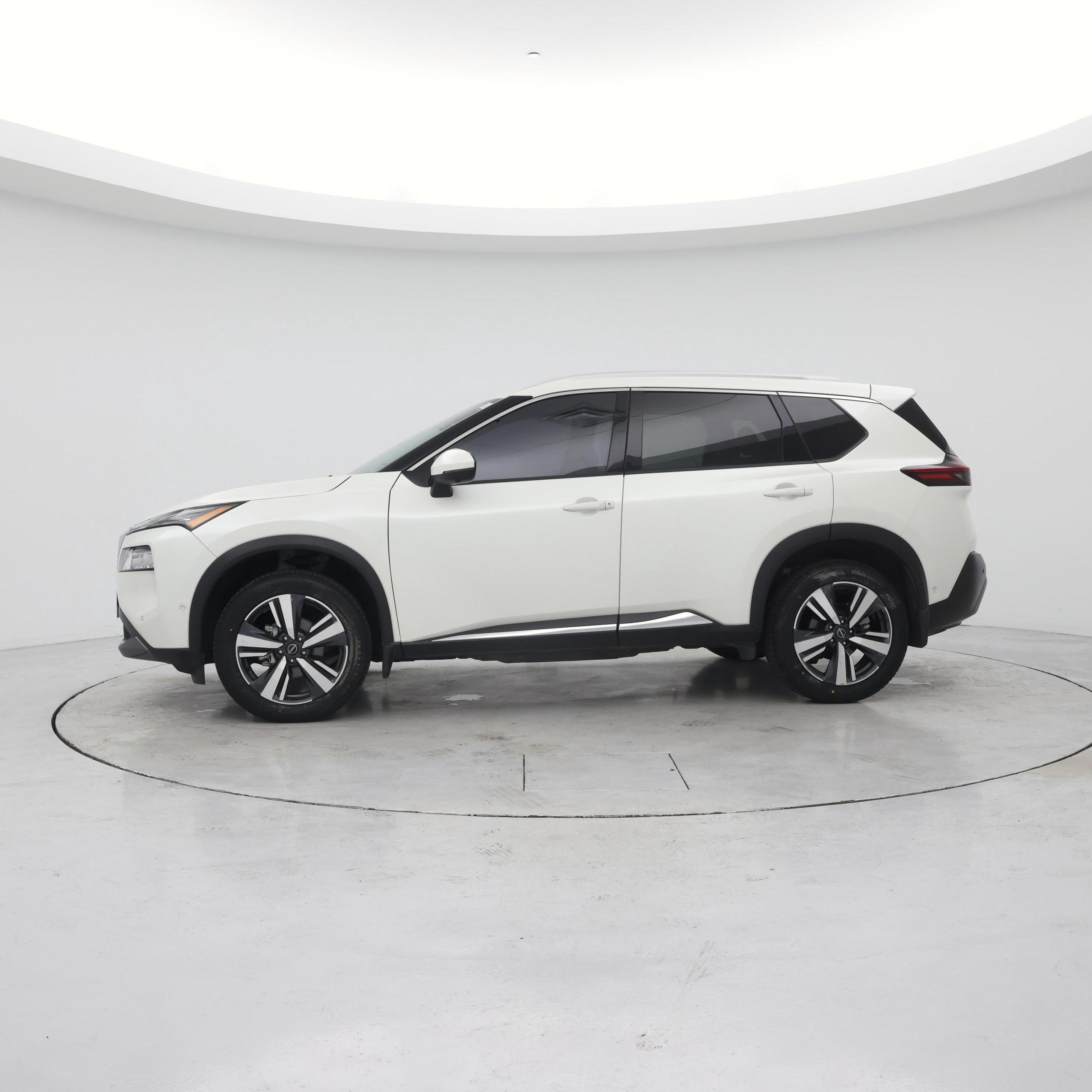 Thumbnail: 2023 Nissan Rogue - 3