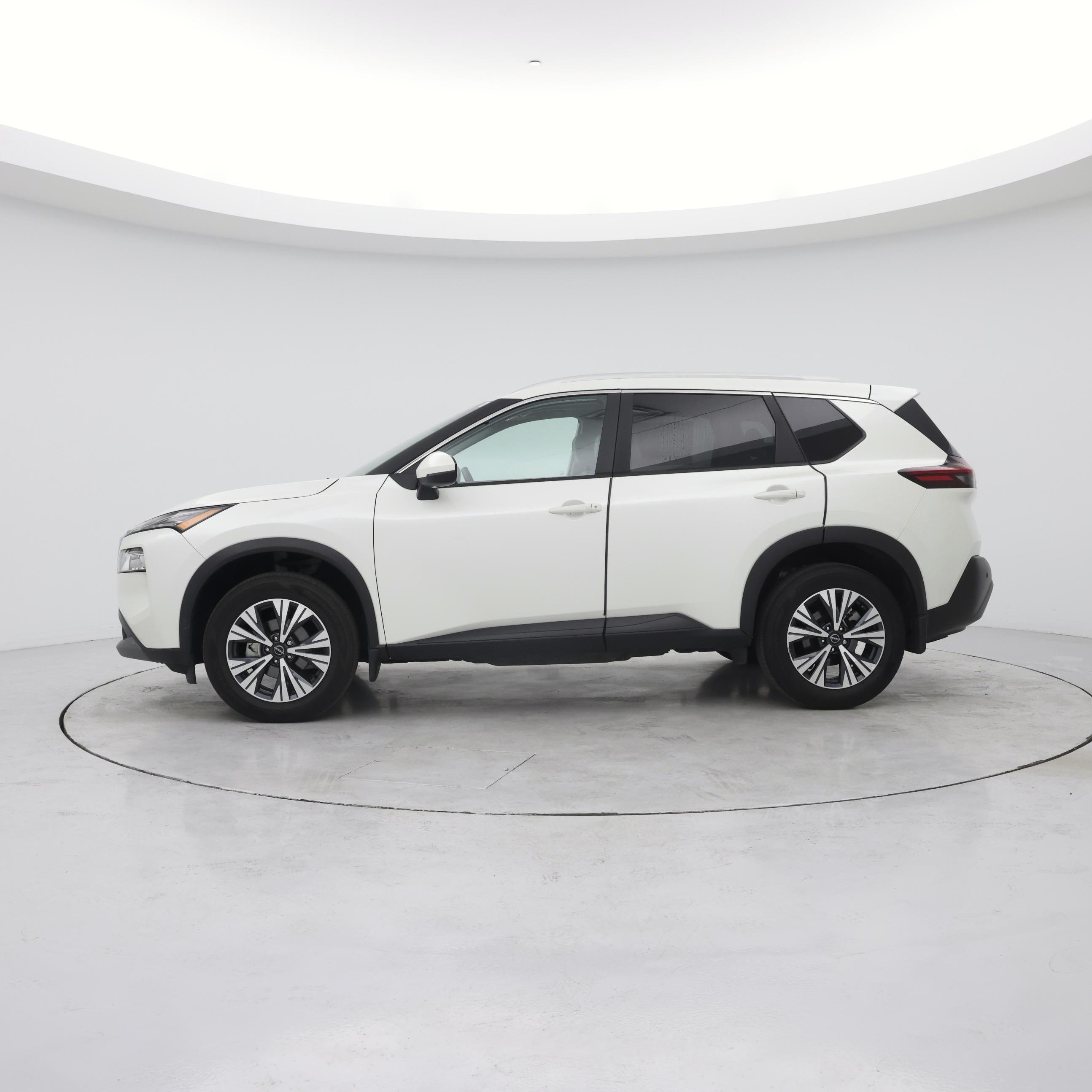 Thumbnail: 2023 Nissan Rogue - 3