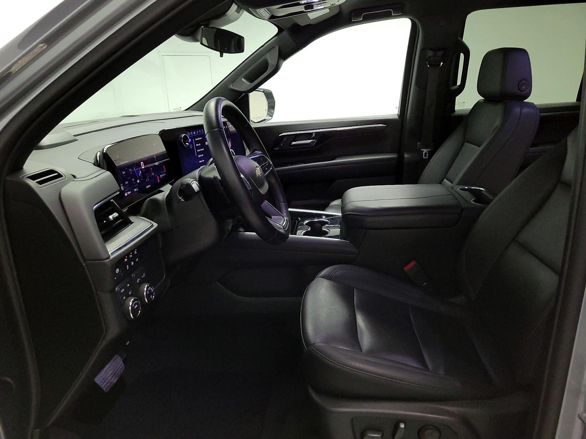 Thumbnail: 2025 Chevrolet Tahoe - 11