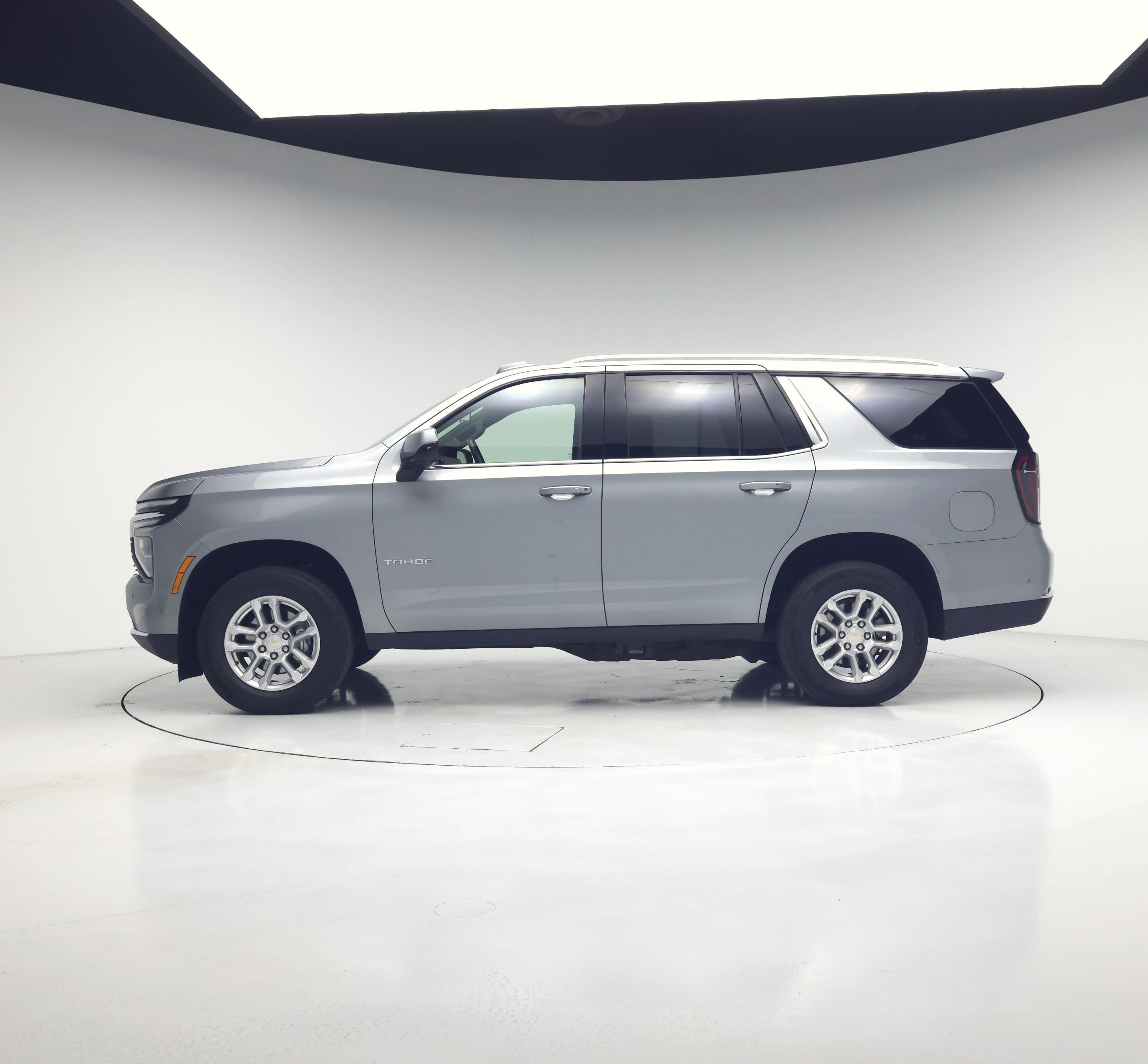 Thumbnail: 2025 Chevrolet Tahoe - 3