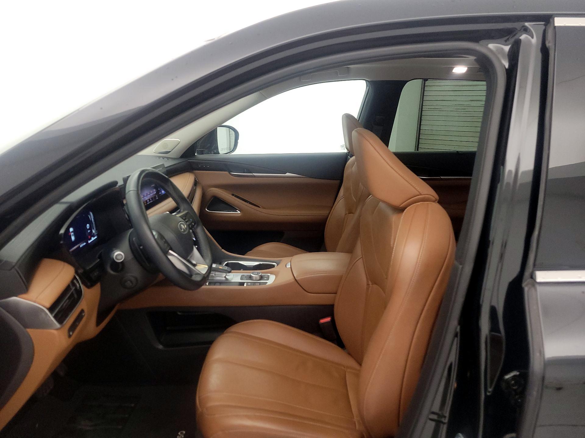 Thumbnail: 2023 INFINITI QX60 - 11