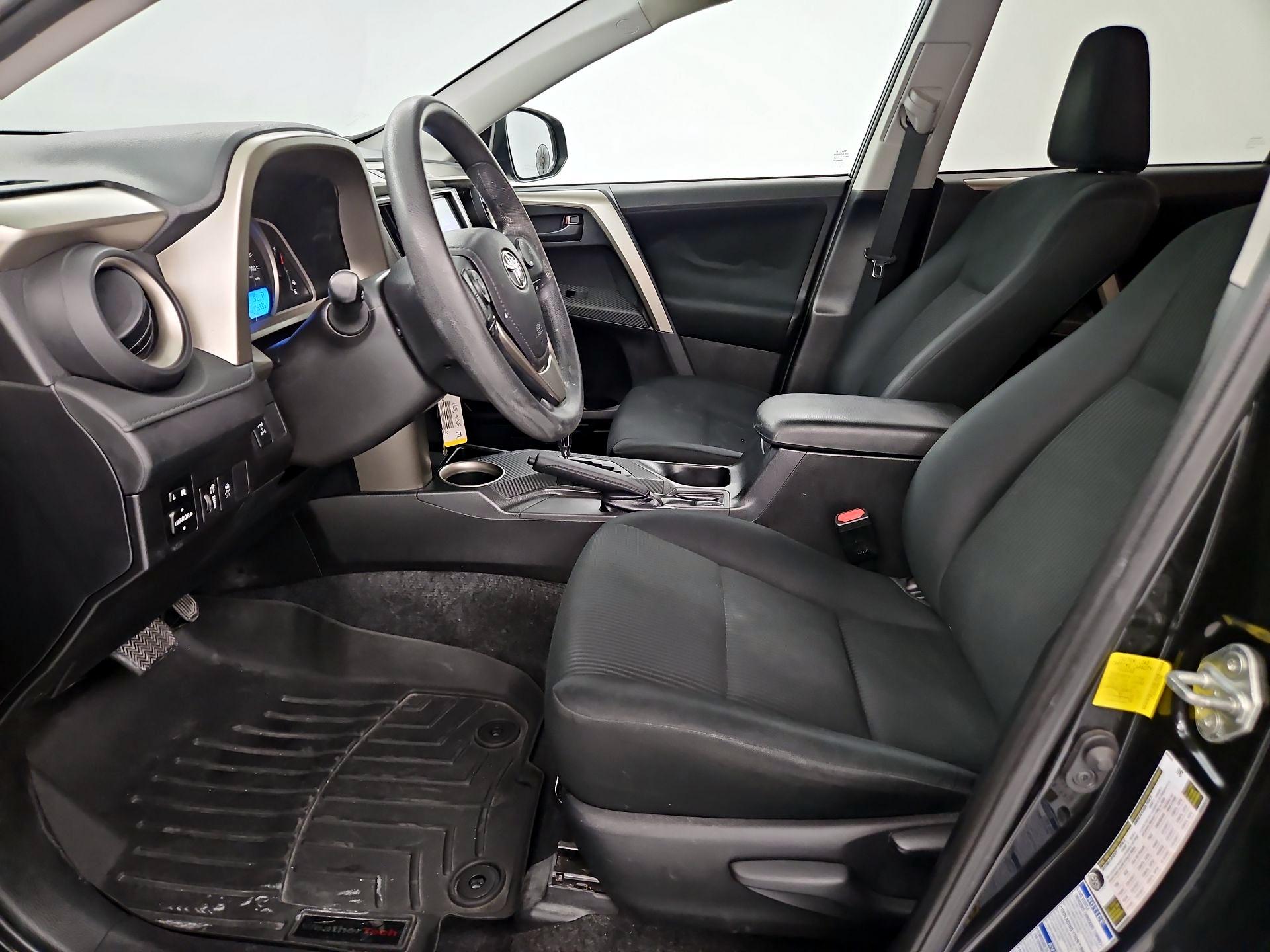 Thumbnail: 2014 Toyota RAV4 - 9