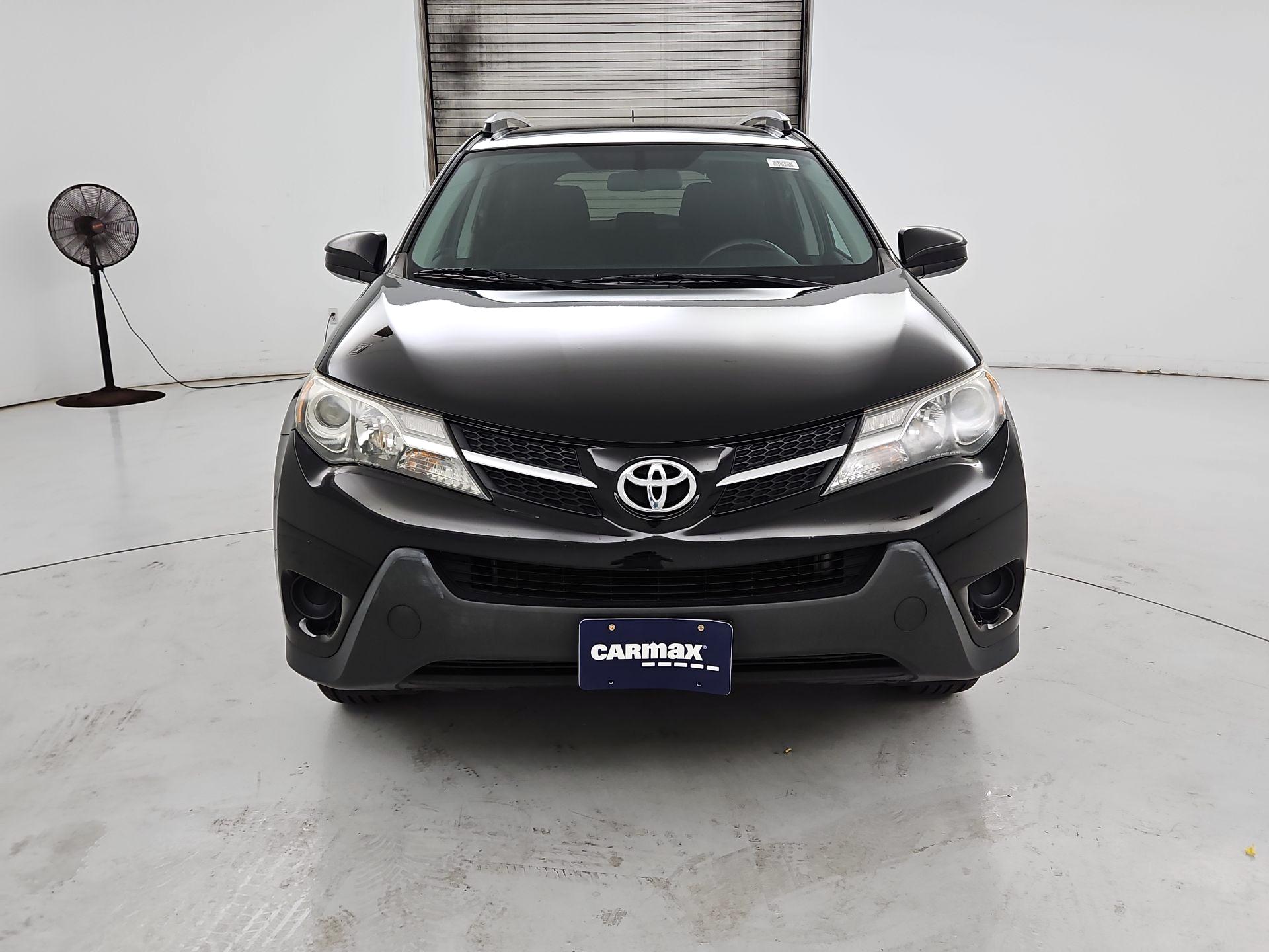 Thumbnail: 2014 Toyota RAV4 - 2