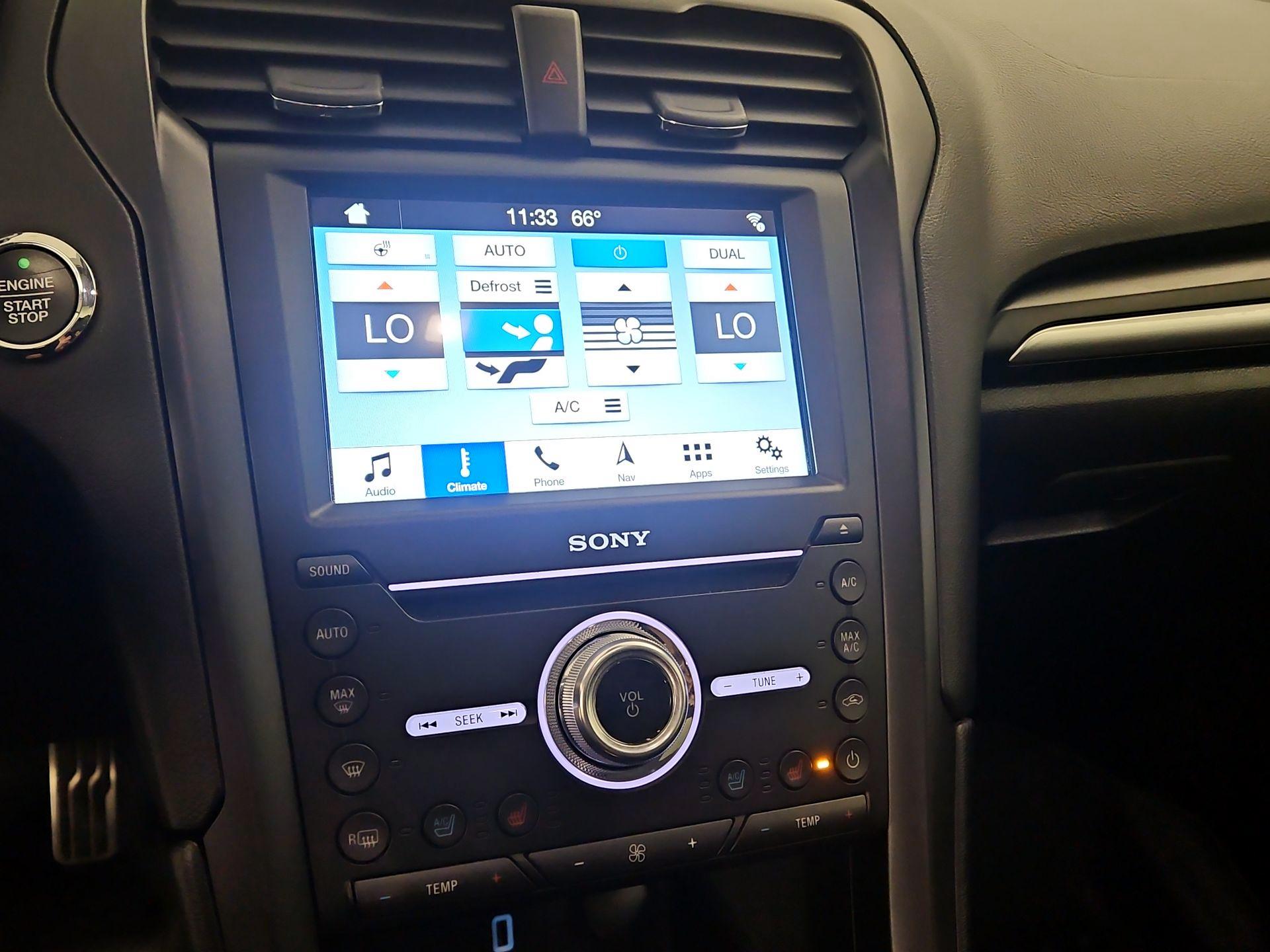 Thumbnail: 2017 Ford Fusion - 15