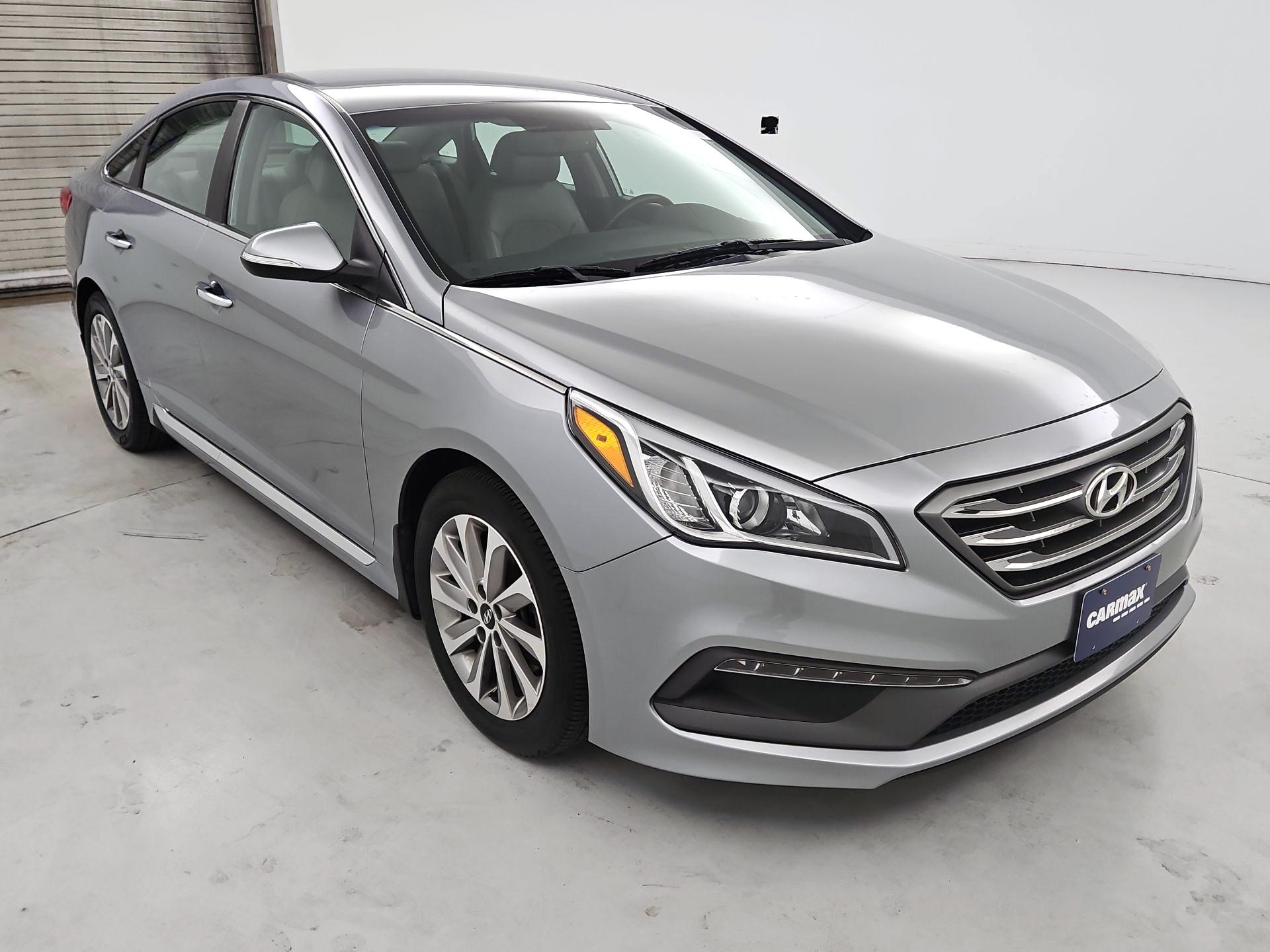 Thumbnail: 2015 Hyundai Sonata - 1