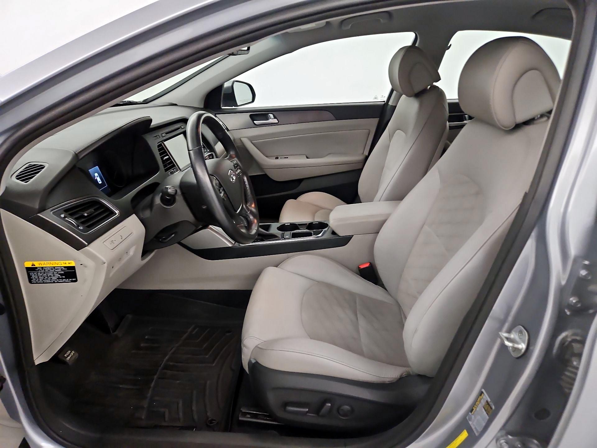 Thumbnail: 2015 Hyundai Sonata - 9