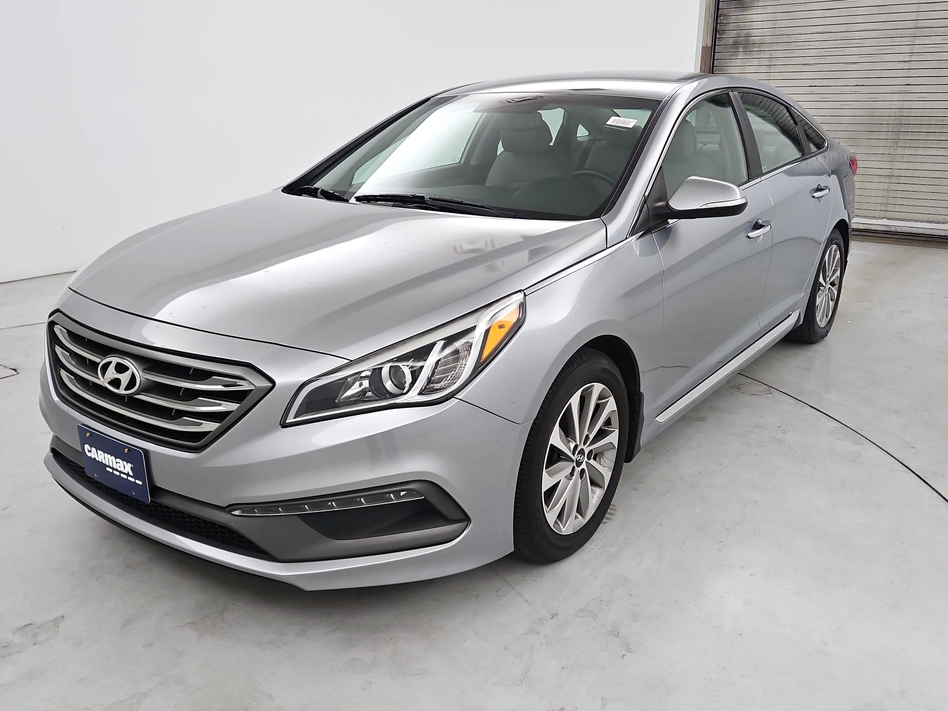 Thumbnail: 2015 Hyundai Sonata - 3