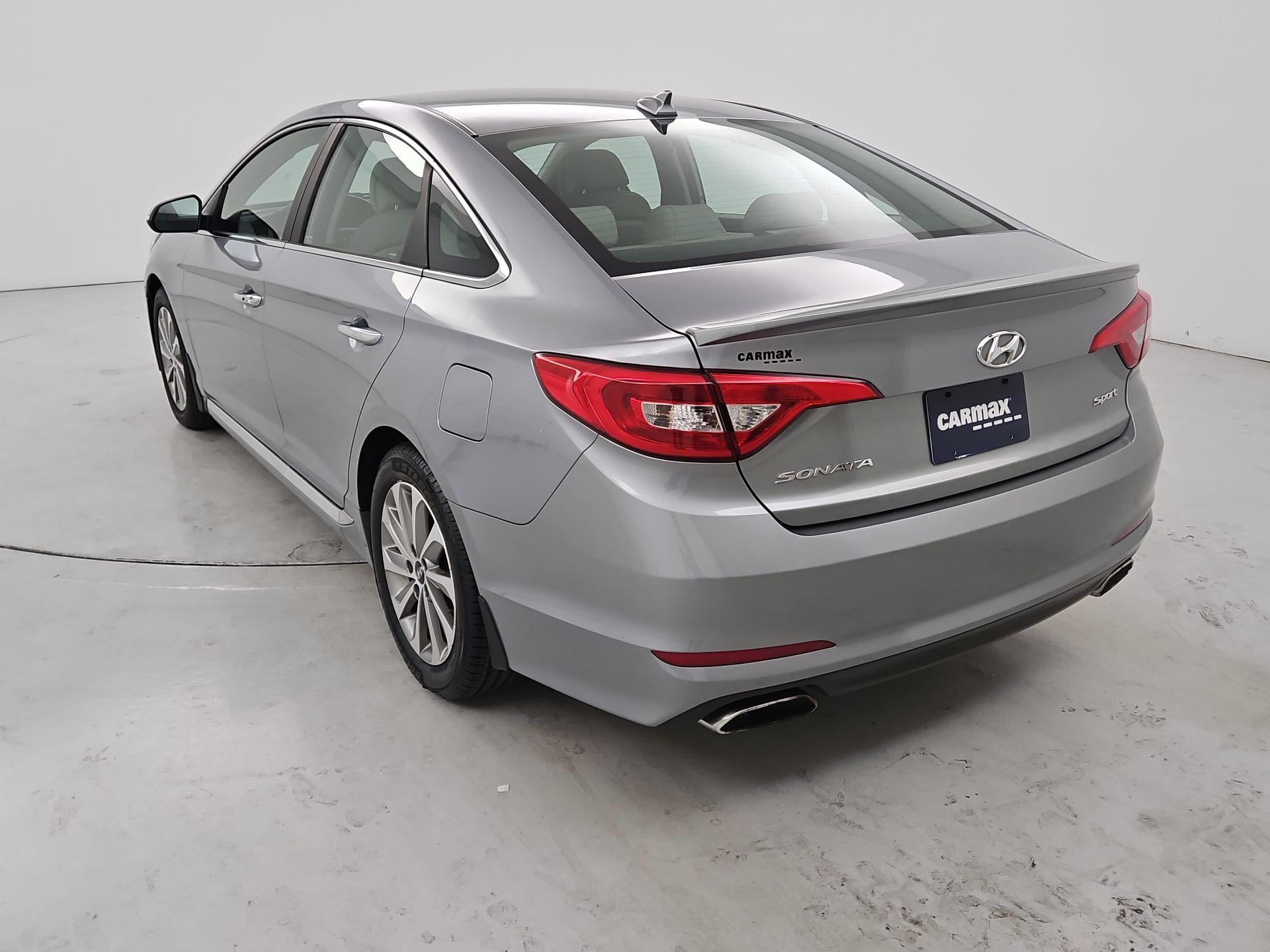 Thumbnail: 2015 Hyundai Sonata - 7