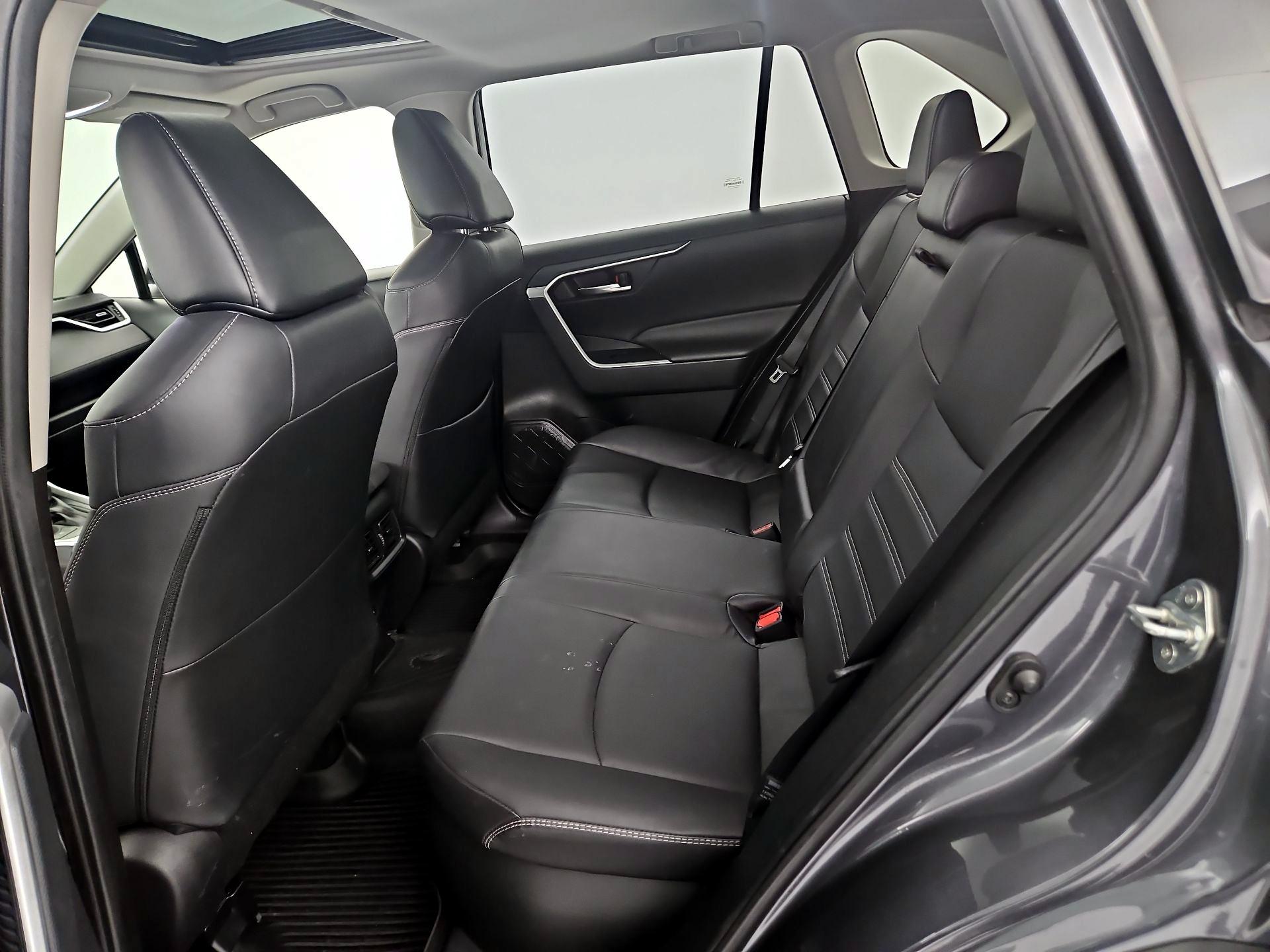 Thumbnail: 2022 Toyota RAV4 - 18