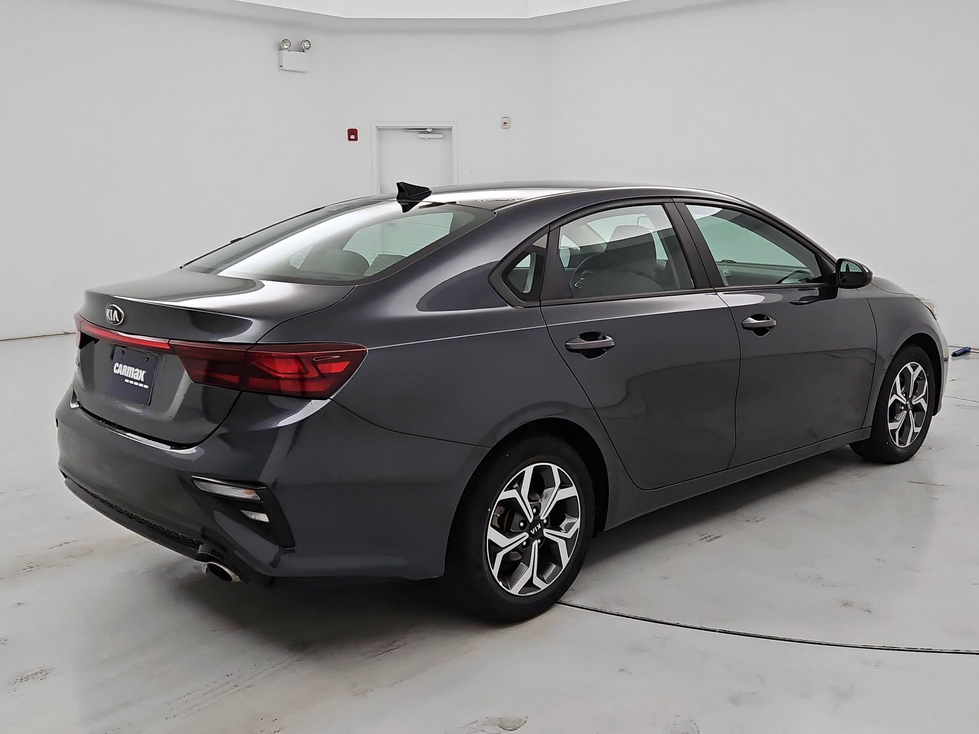 Thumbnail: 2021 Kia Forte - 5