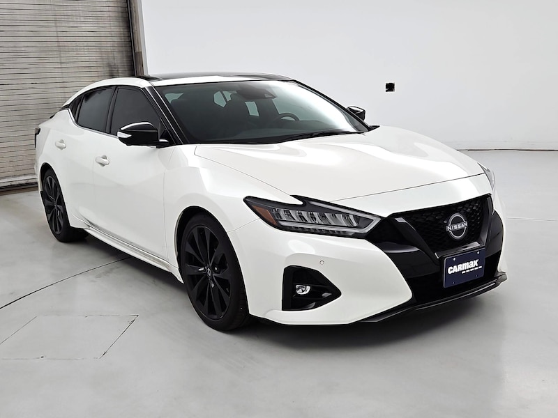 2023 Nissan Maxima SR
