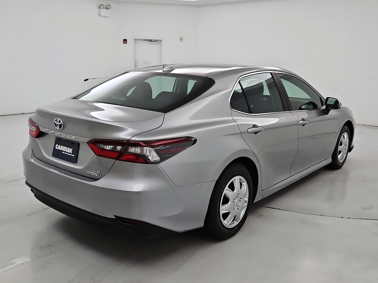 2022 Toyota Camry LE - Photo 5
