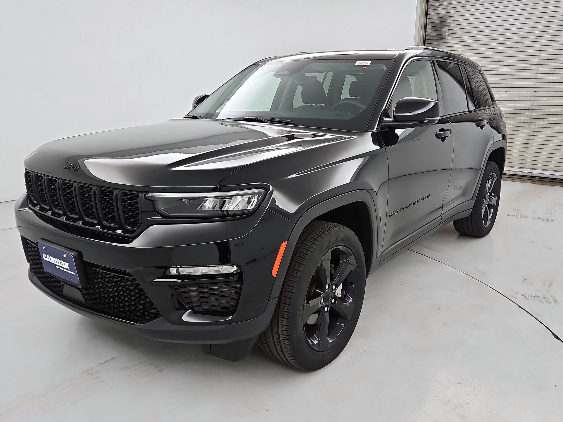 Thumbnail: 2023 Jeep Grand Cherokee - 3