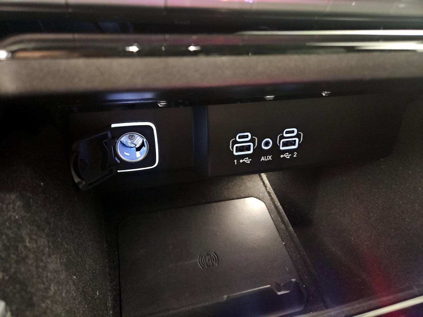 2022 Jeep Wagoneer Series II - Photo 18