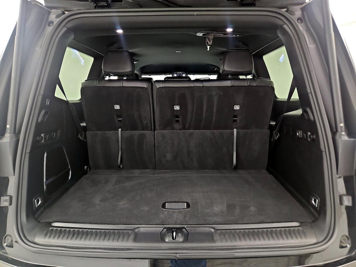 Trunk/Cargo (Seats Up)