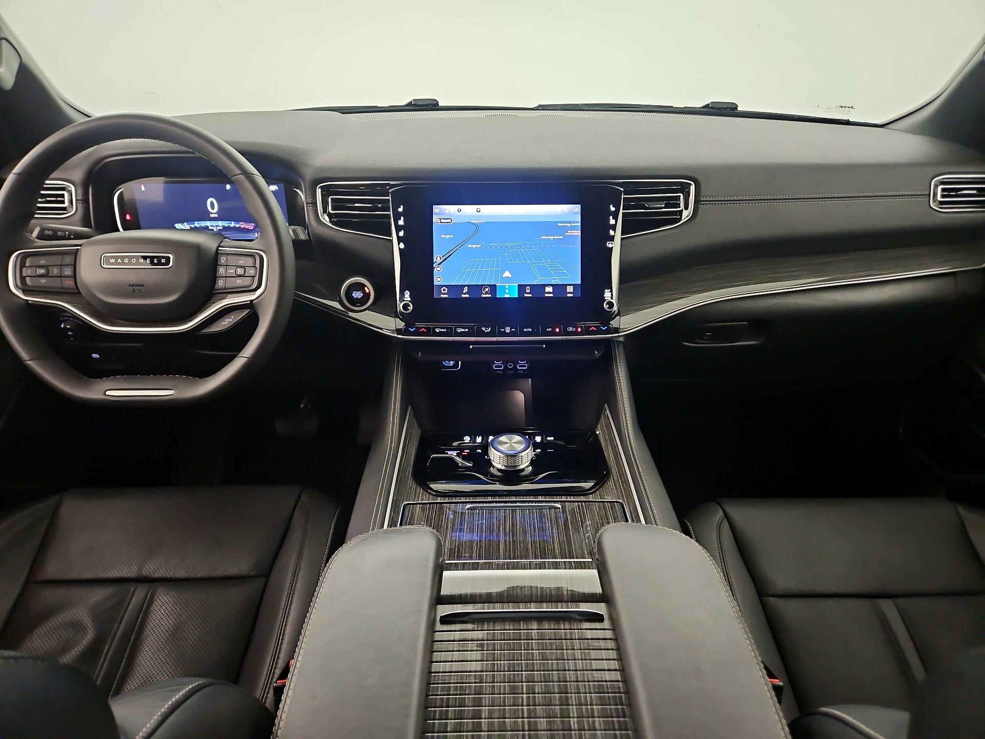 Thumbnail: 2022 Jeep Wagoneer - 8