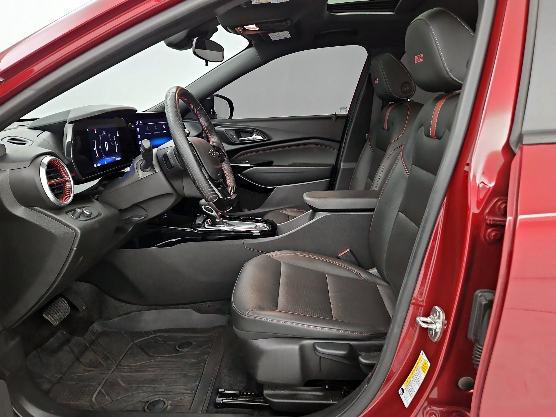 Thumbnail: 2024 Chevrolet Trax - 9