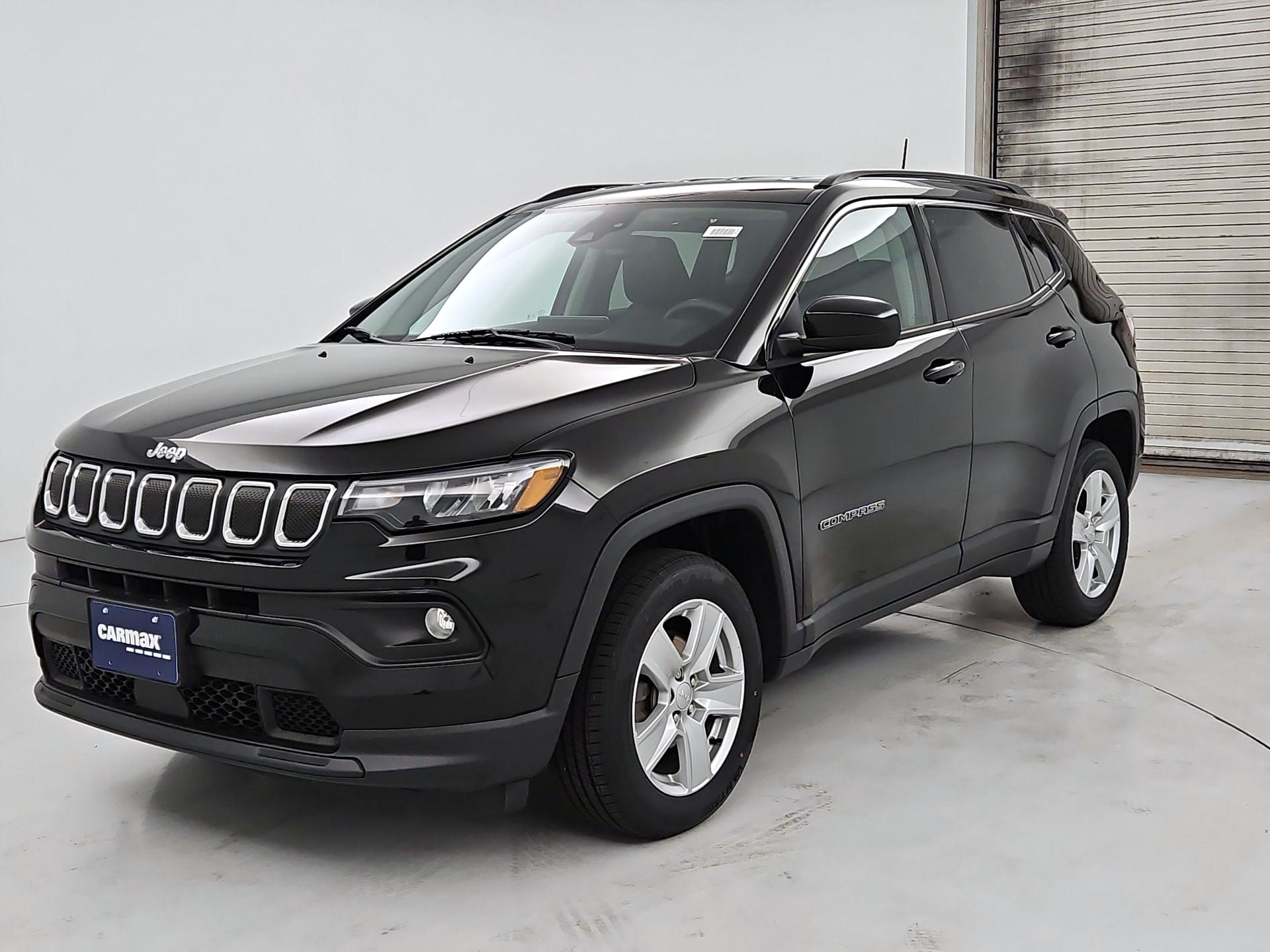 Thumbnail: 2022 Jeep Compass - 3