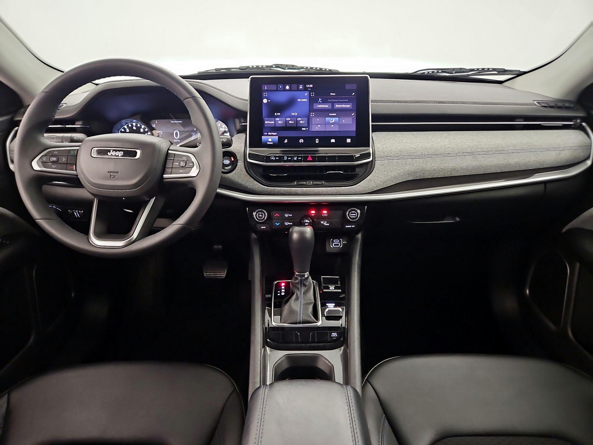 Thumbnail: 2022 Jeep Compass - 8