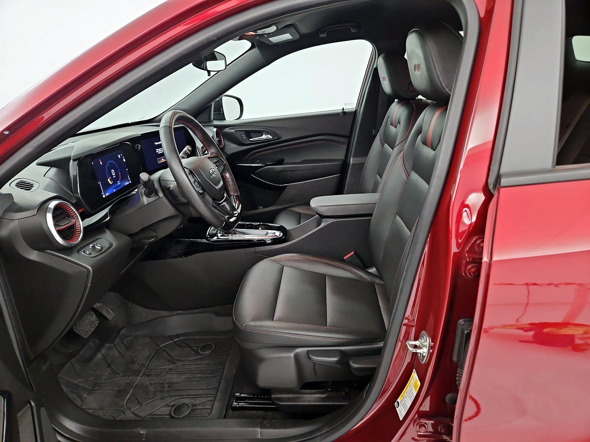 Thumbnail: 2024 Chevrolet Trax - 9