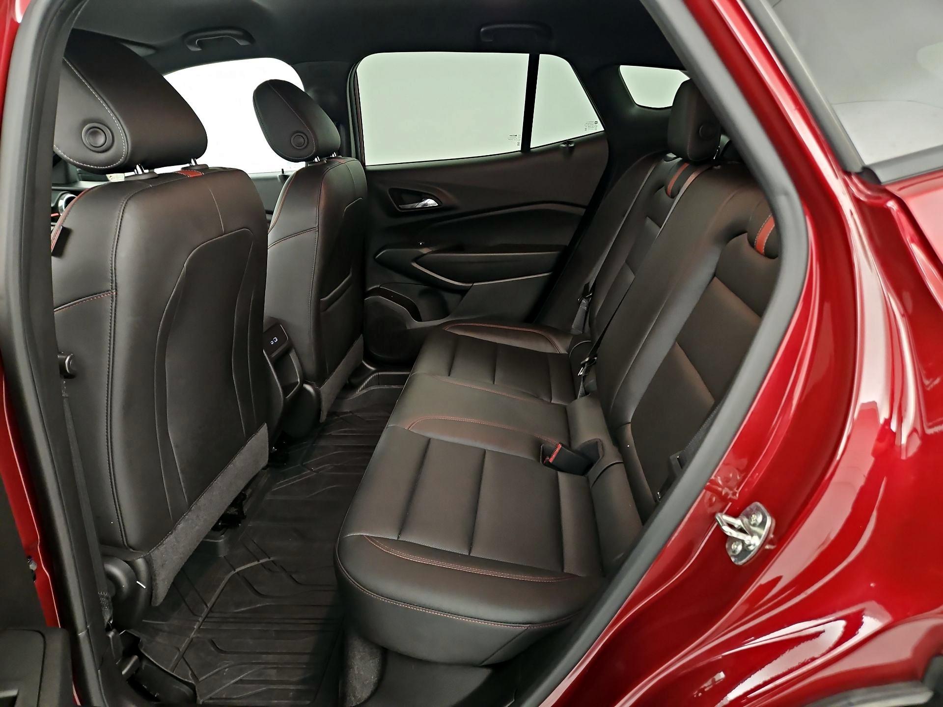 Thumbnail: 2024 Chevrolet Trax - 17
