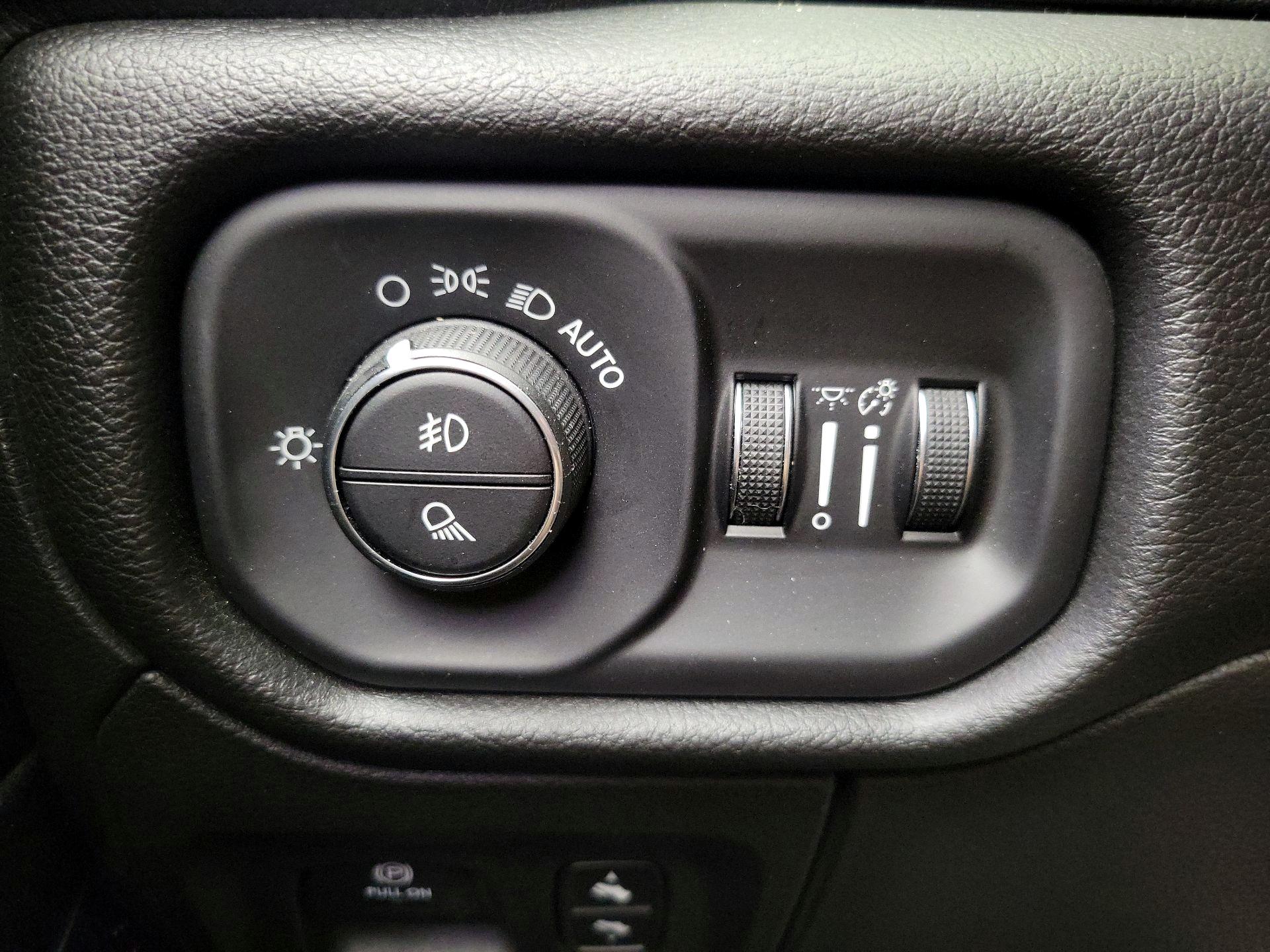 Thumbnail: 2023 RAM 1500 - 13