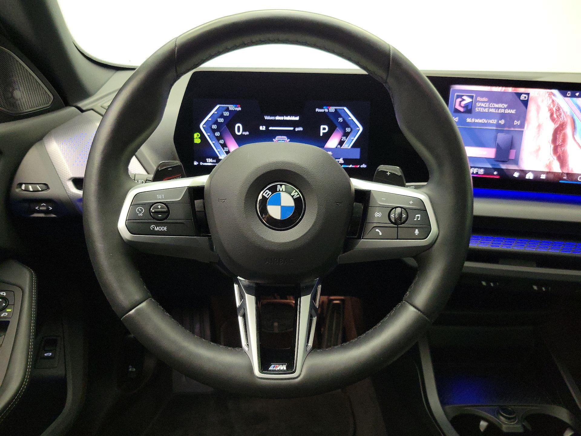 Thumbnail: 2025 BMW 2 Series - 10