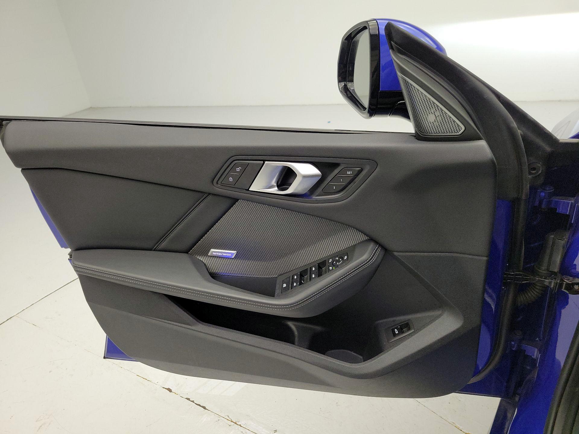 Thumbnail: 2025 BMW 2 Series - 12