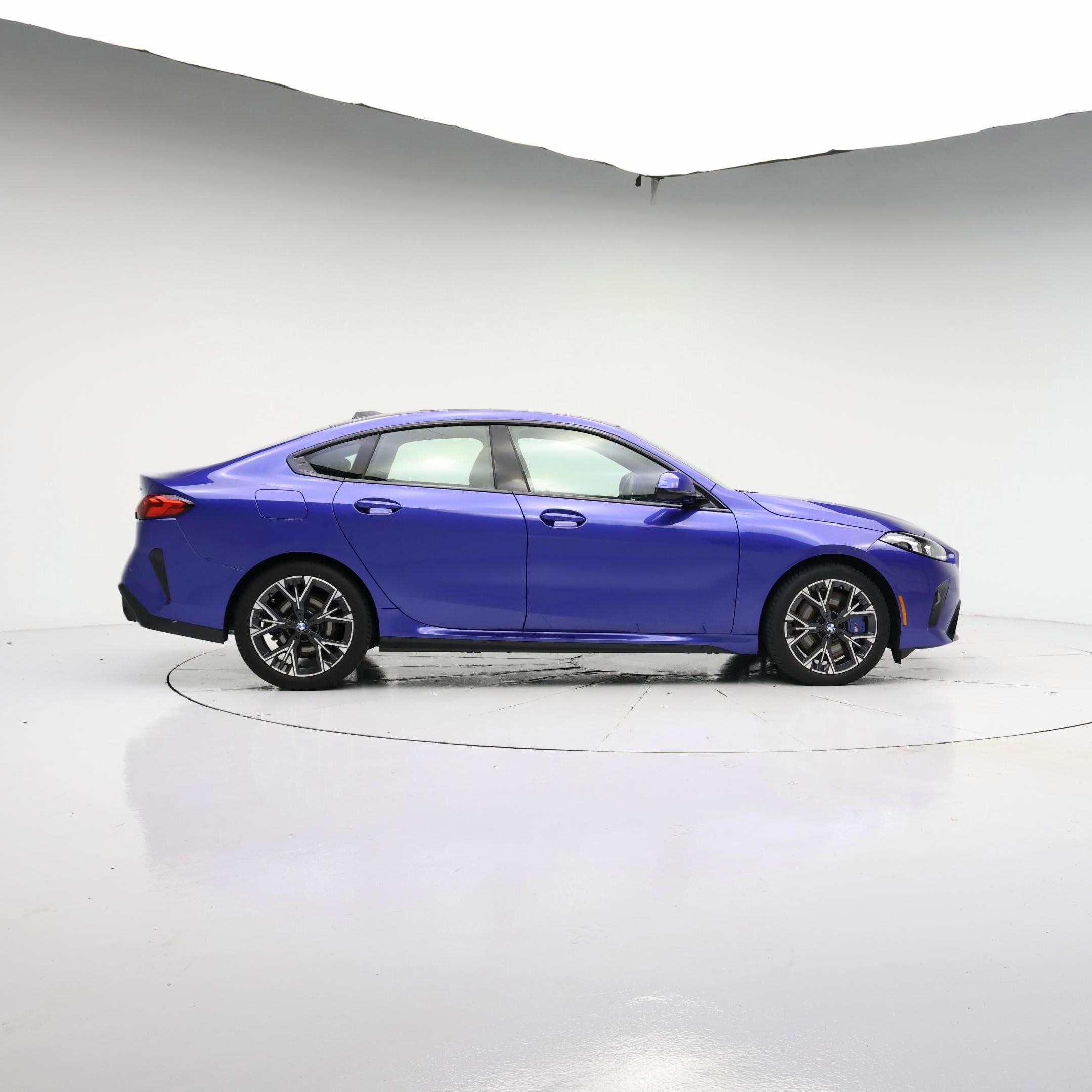 Thumbnail: 2025 BMW 2 Series - 3
