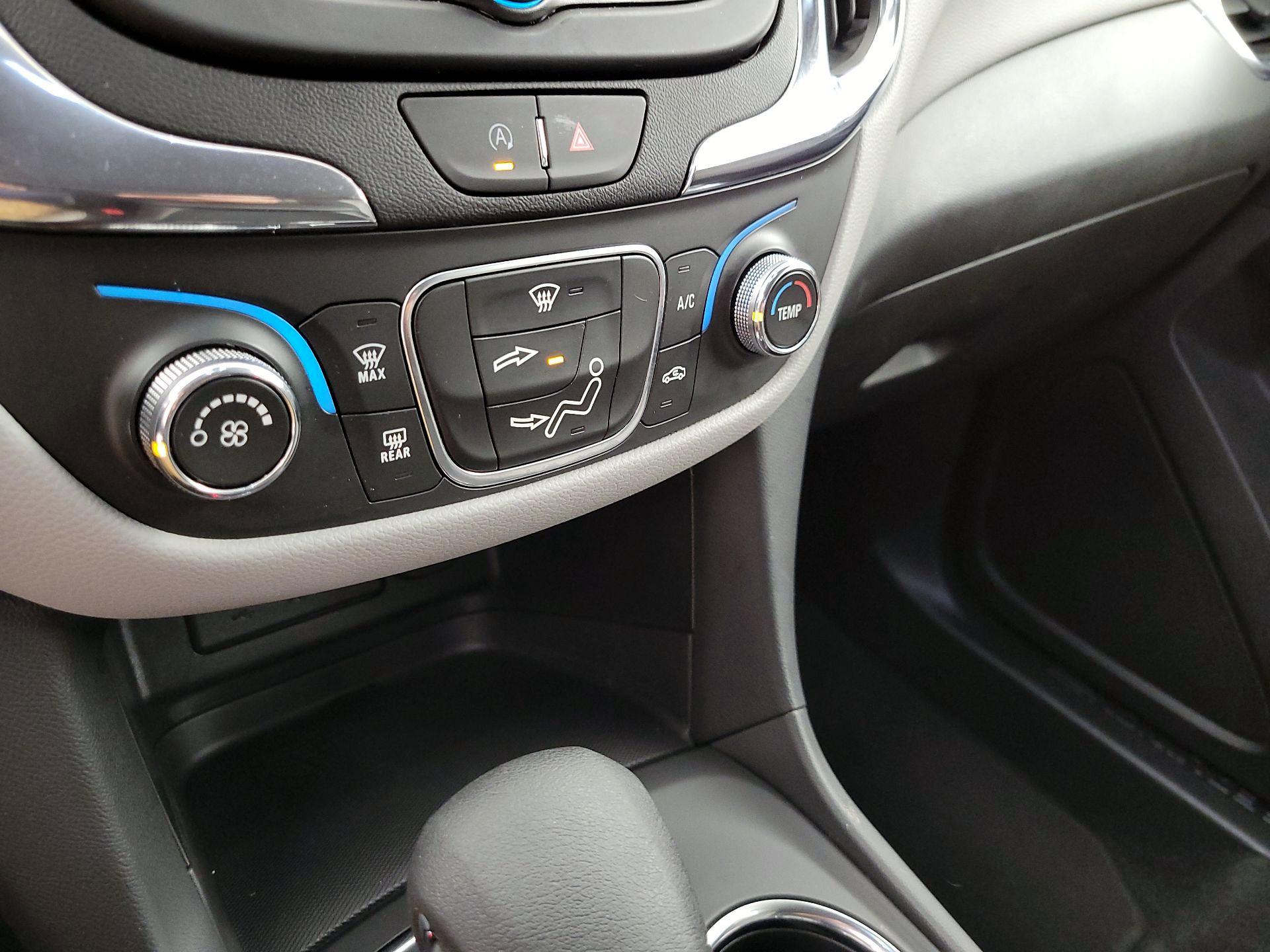 Thumbnail: 2023 Chevrolet Equinox - 16