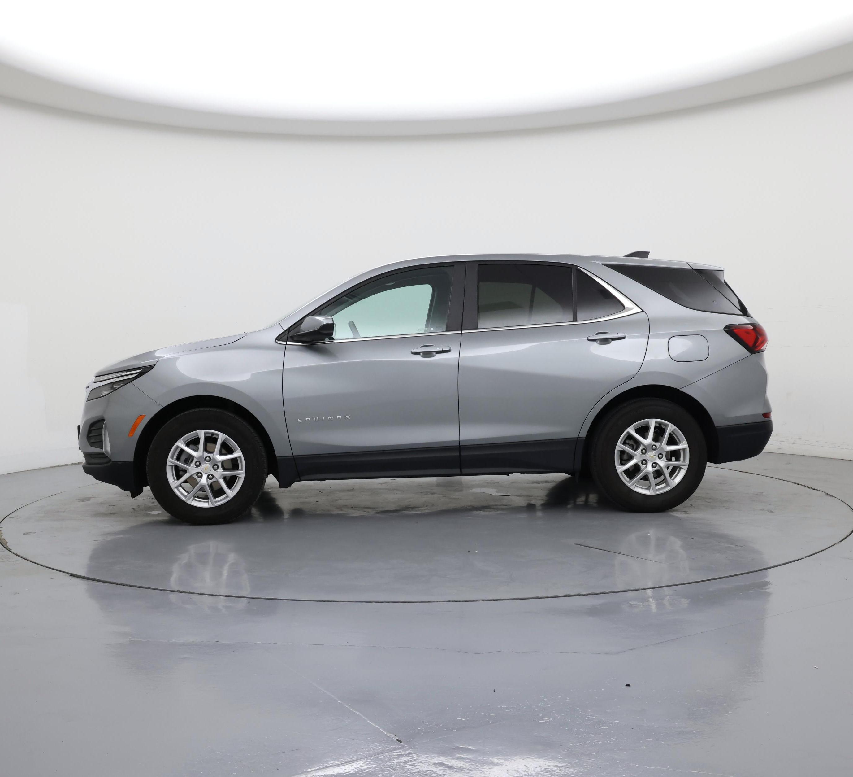 Thumbnail: 2023 Chevrolet Equinox - 3