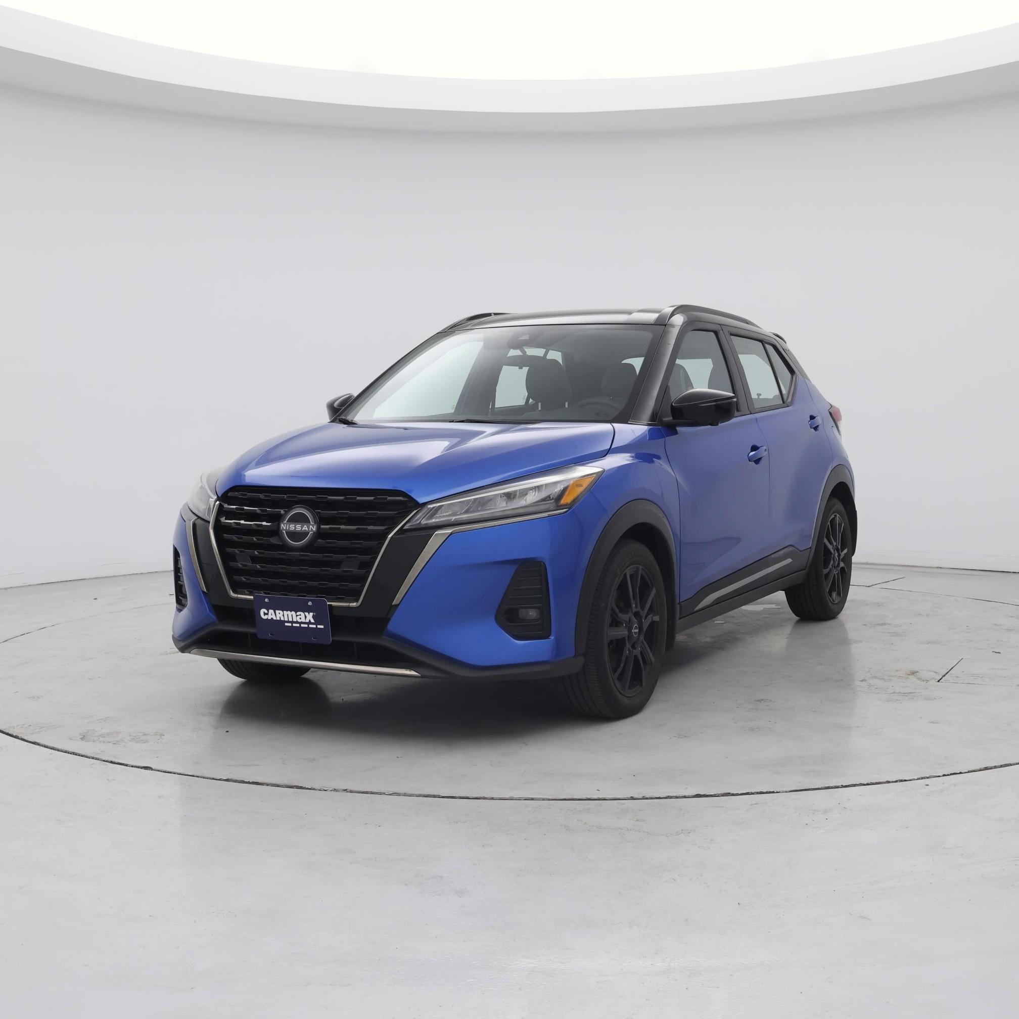 Thumbnail: 2023 Nissan Kicks - 4
