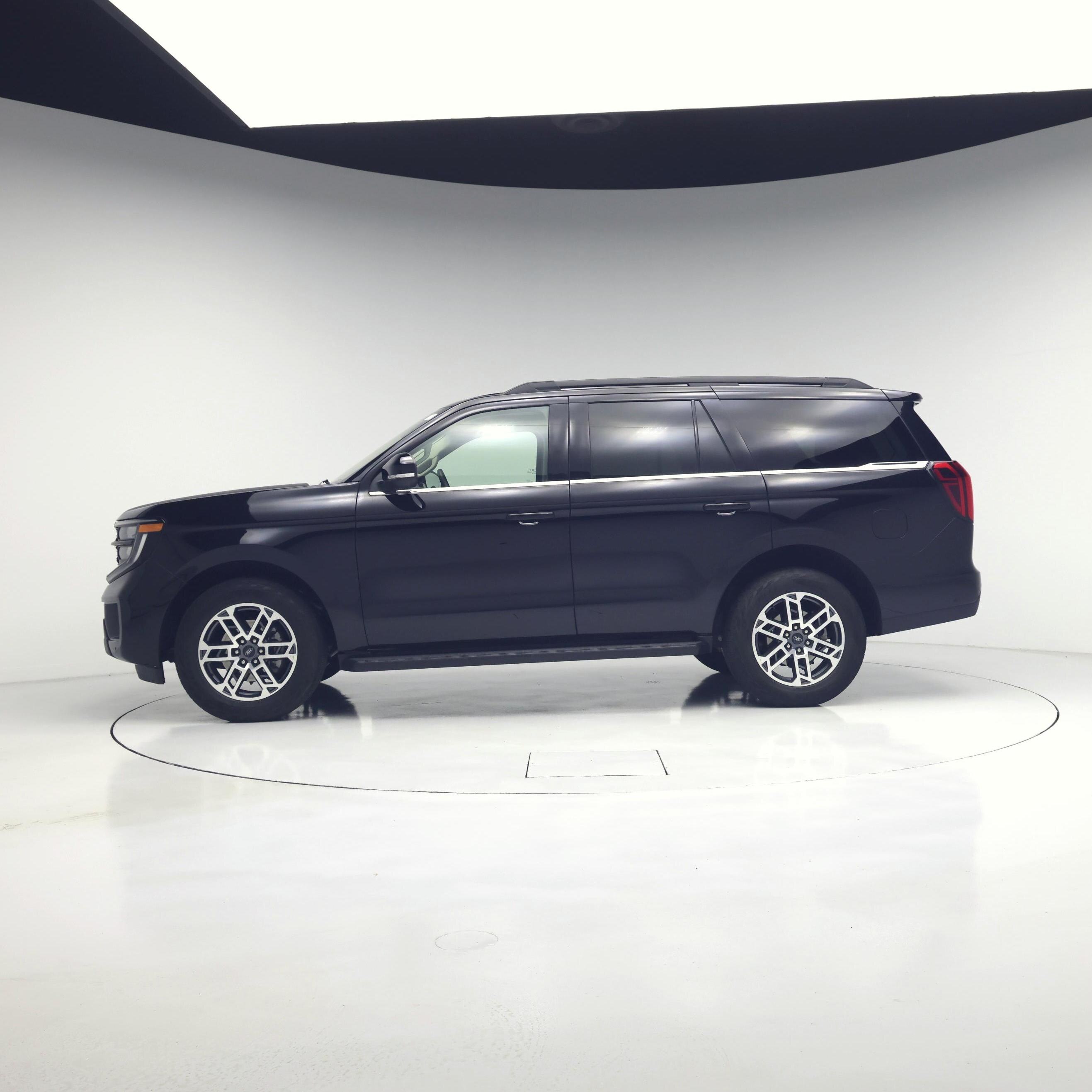 Thumbnail: 2025 Ford Expedition - 3
