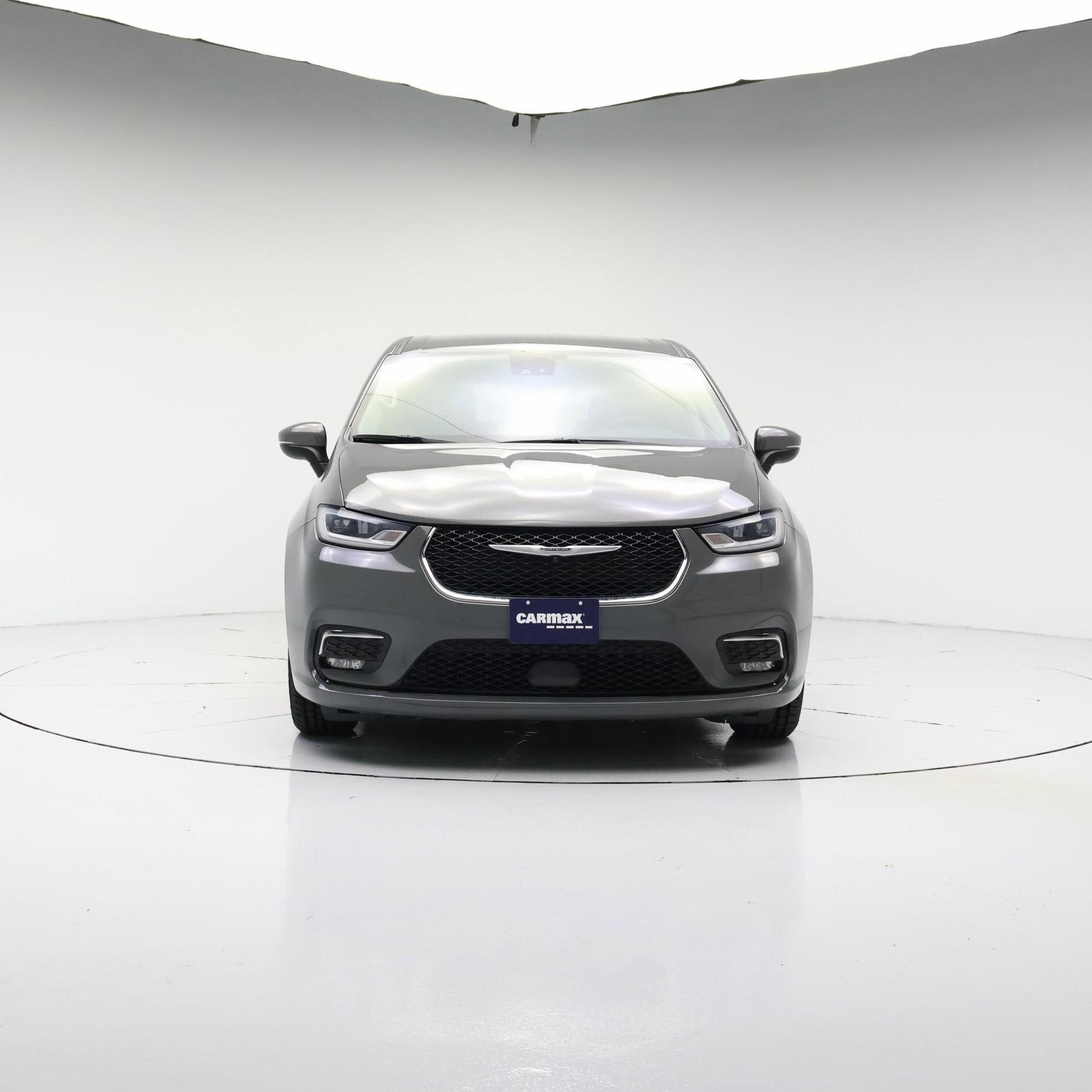 Thumbnail: 2023 Chrysler Pacifica - 5