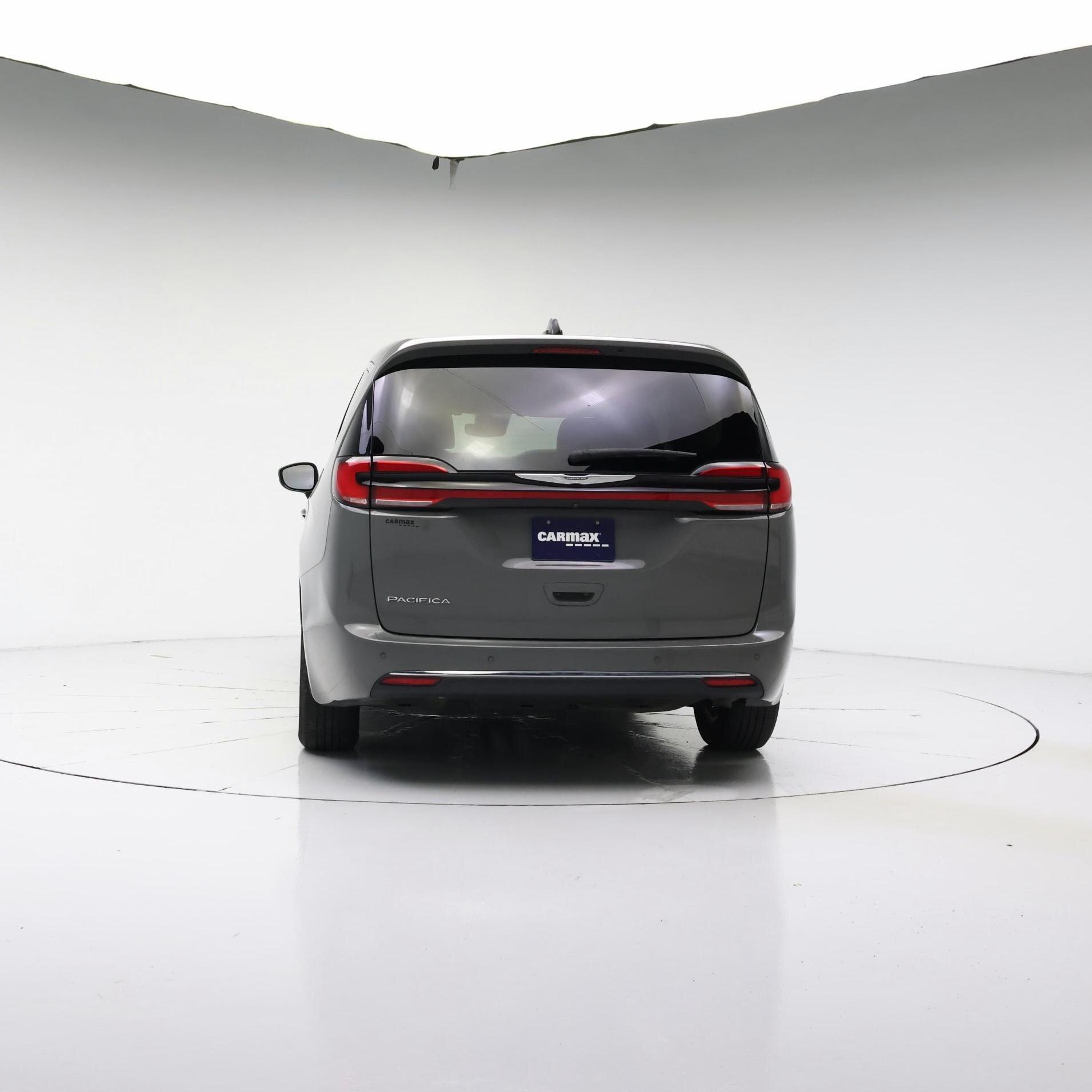 Thumbnail: 2023 Chrysler Pacifica - 6