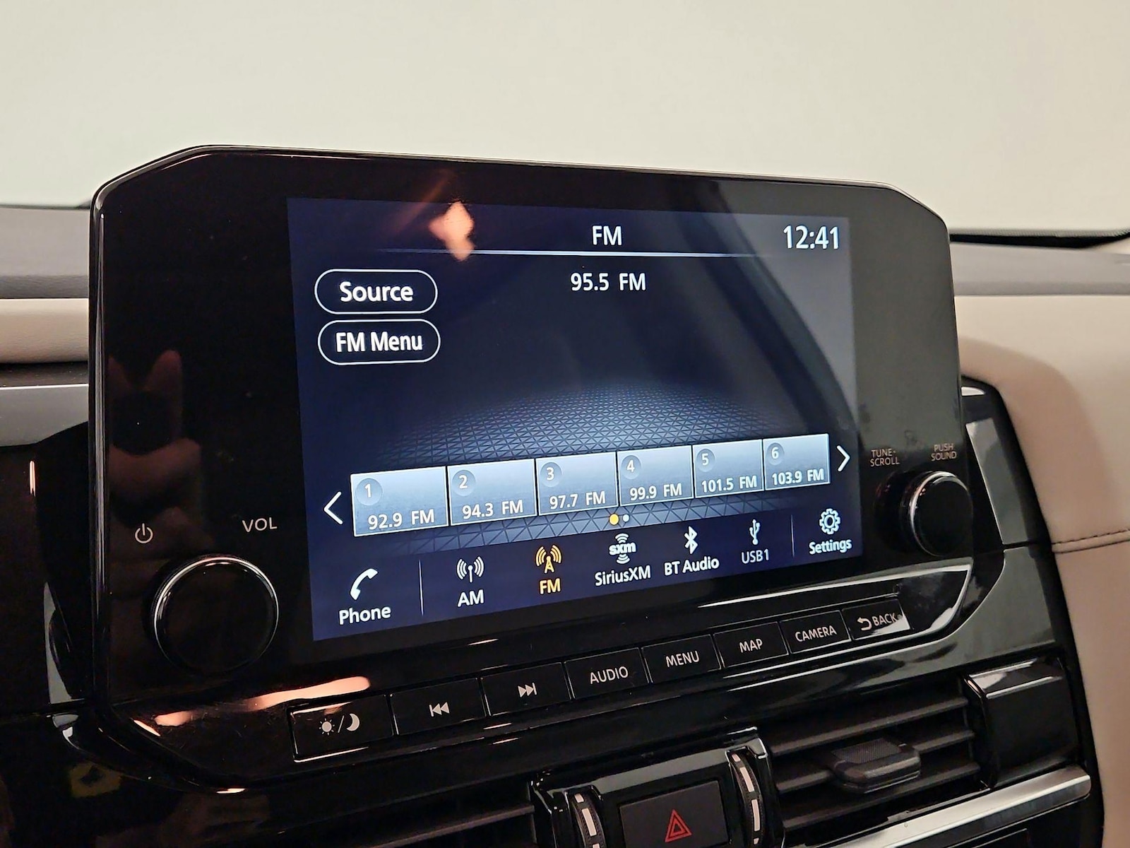 2023 Nissan Pathfinder SL - Photo 15