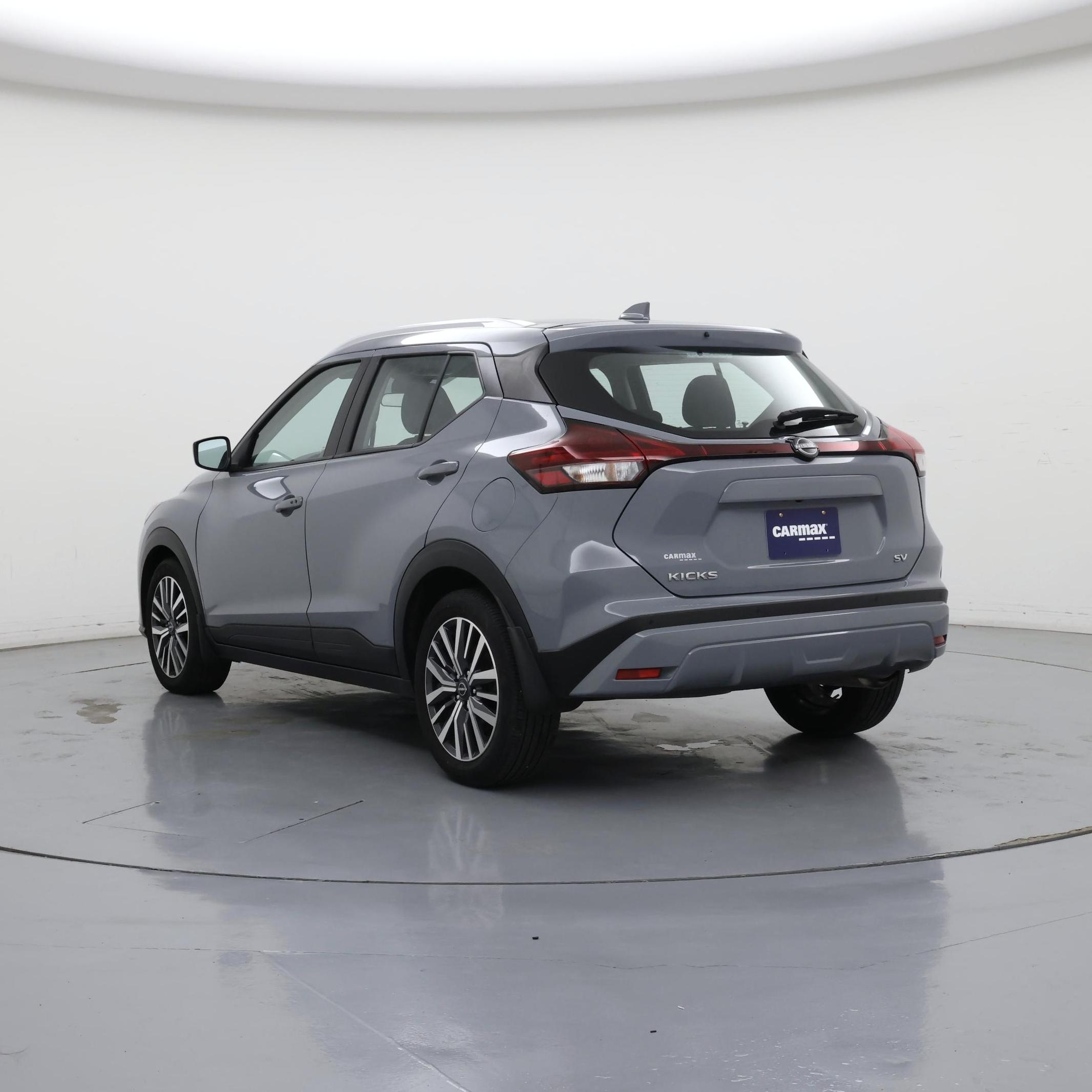 Thumbnail: 2023 Nissan Kicks - 2