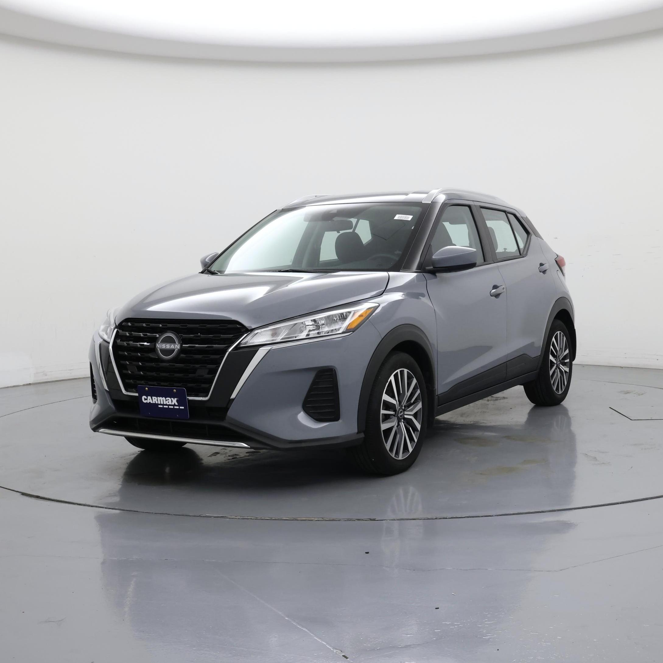 Thumbnail: 2023 Nissan Kicks - 4