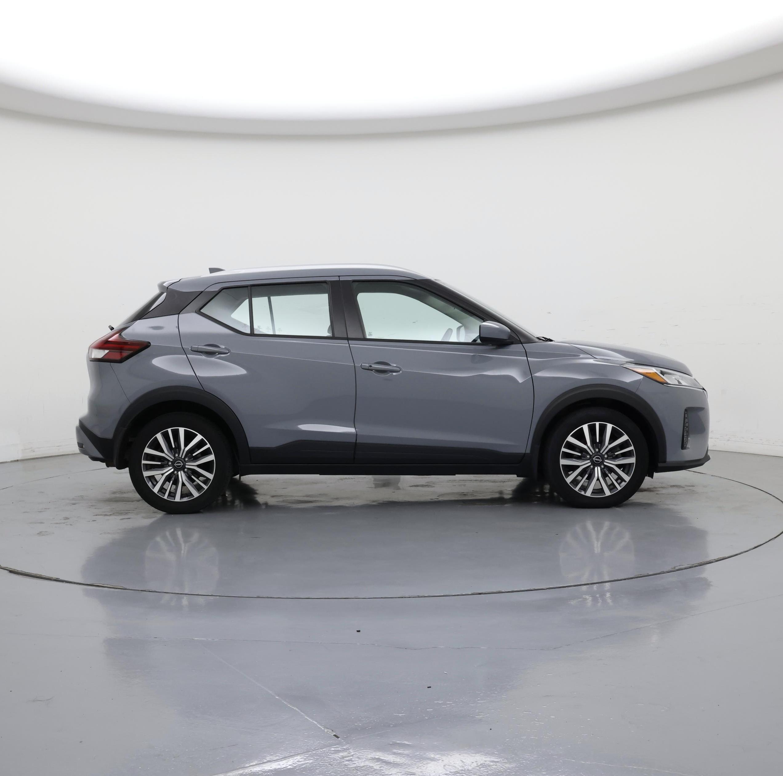 Thumbnail: 2023 Nissan Kicks - 7
