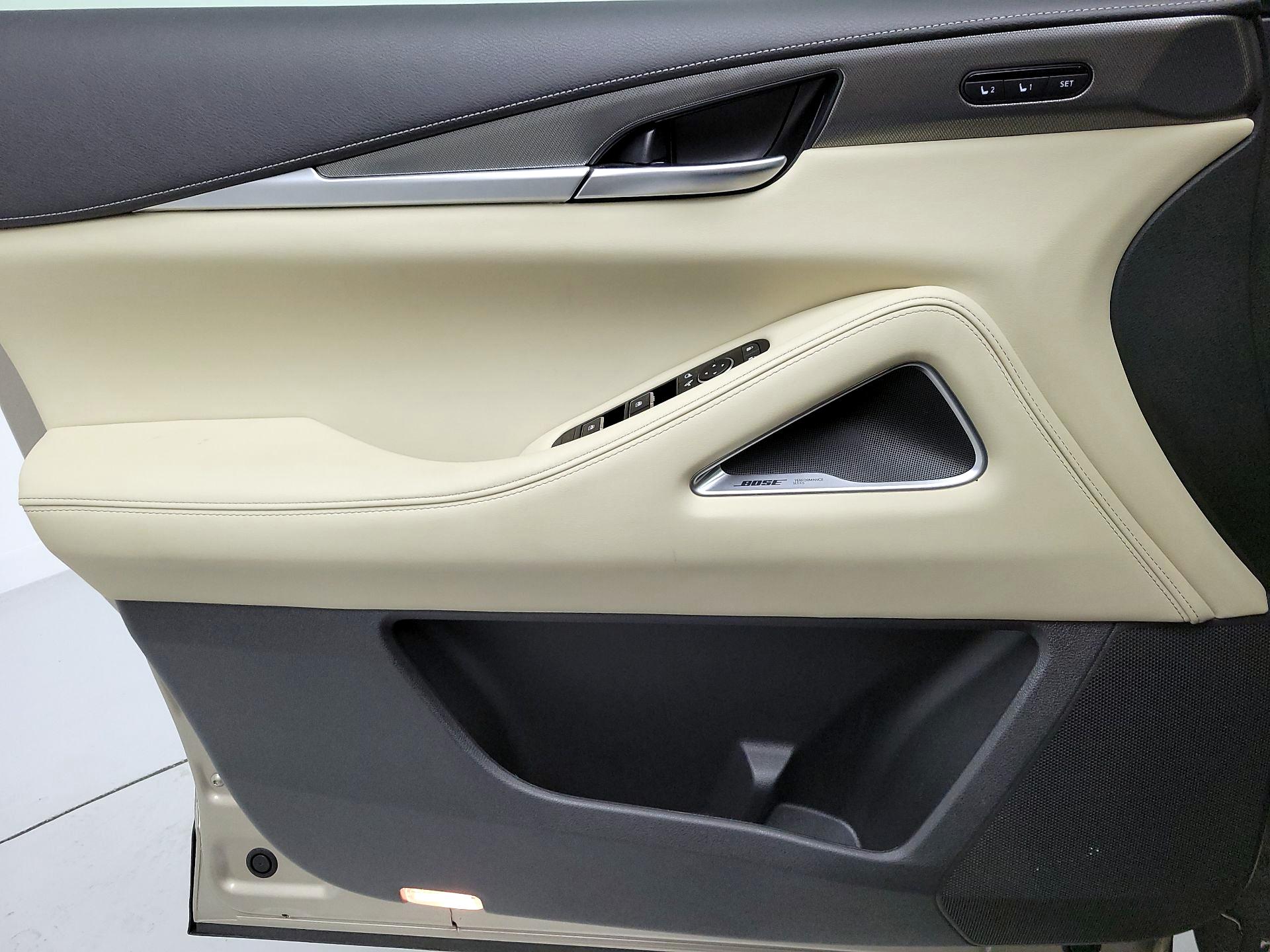 Thumbnail: 2023 INFINITI QX60 - 12