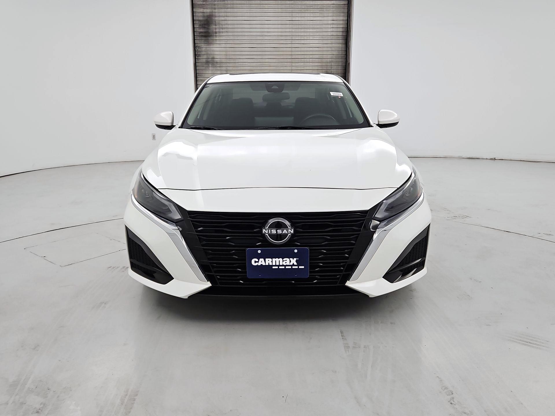 Thumbnail: 2023 Nissan Altima - 2