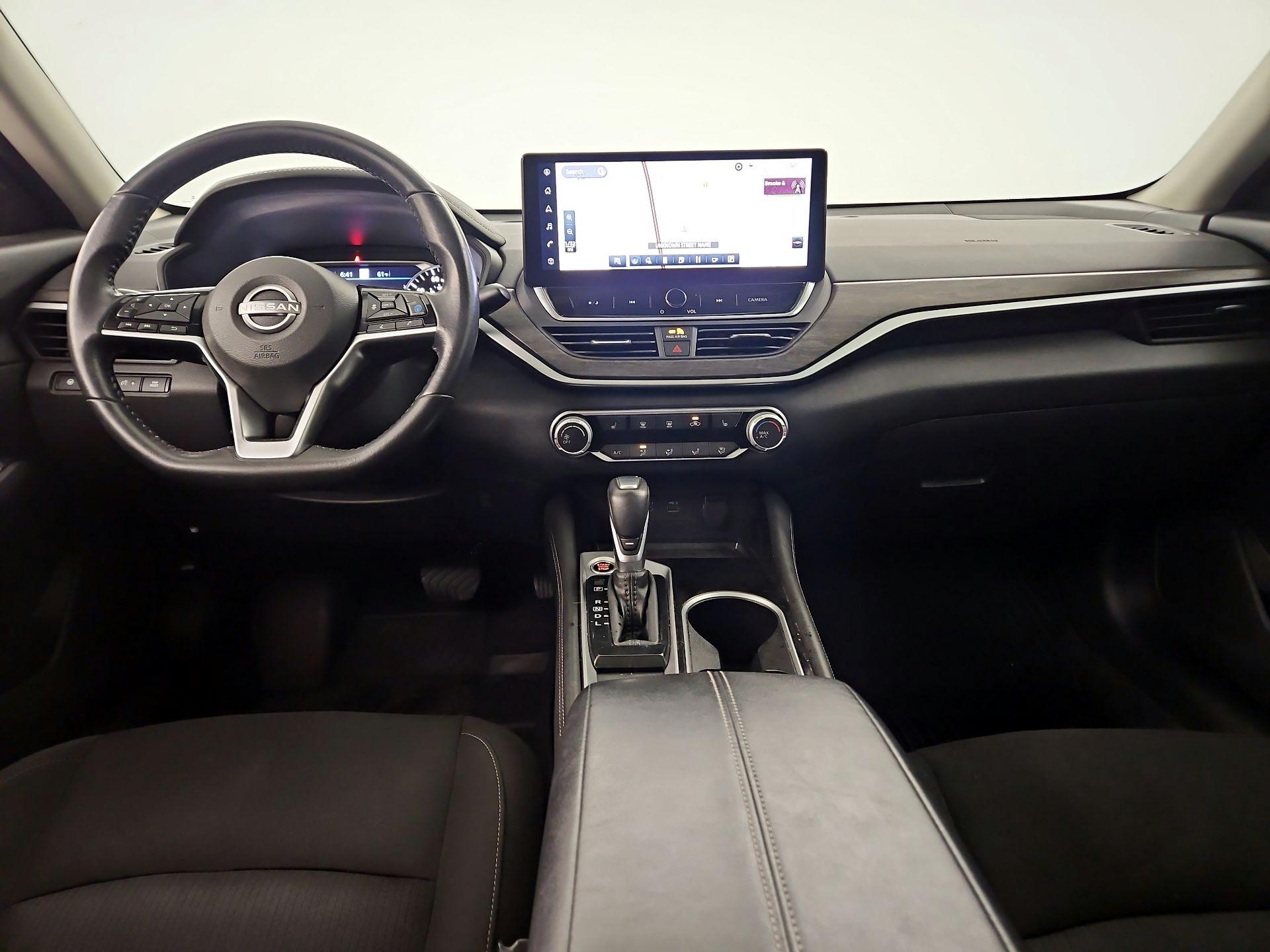 Thumbnail: 2023 Nissan Altima - 8