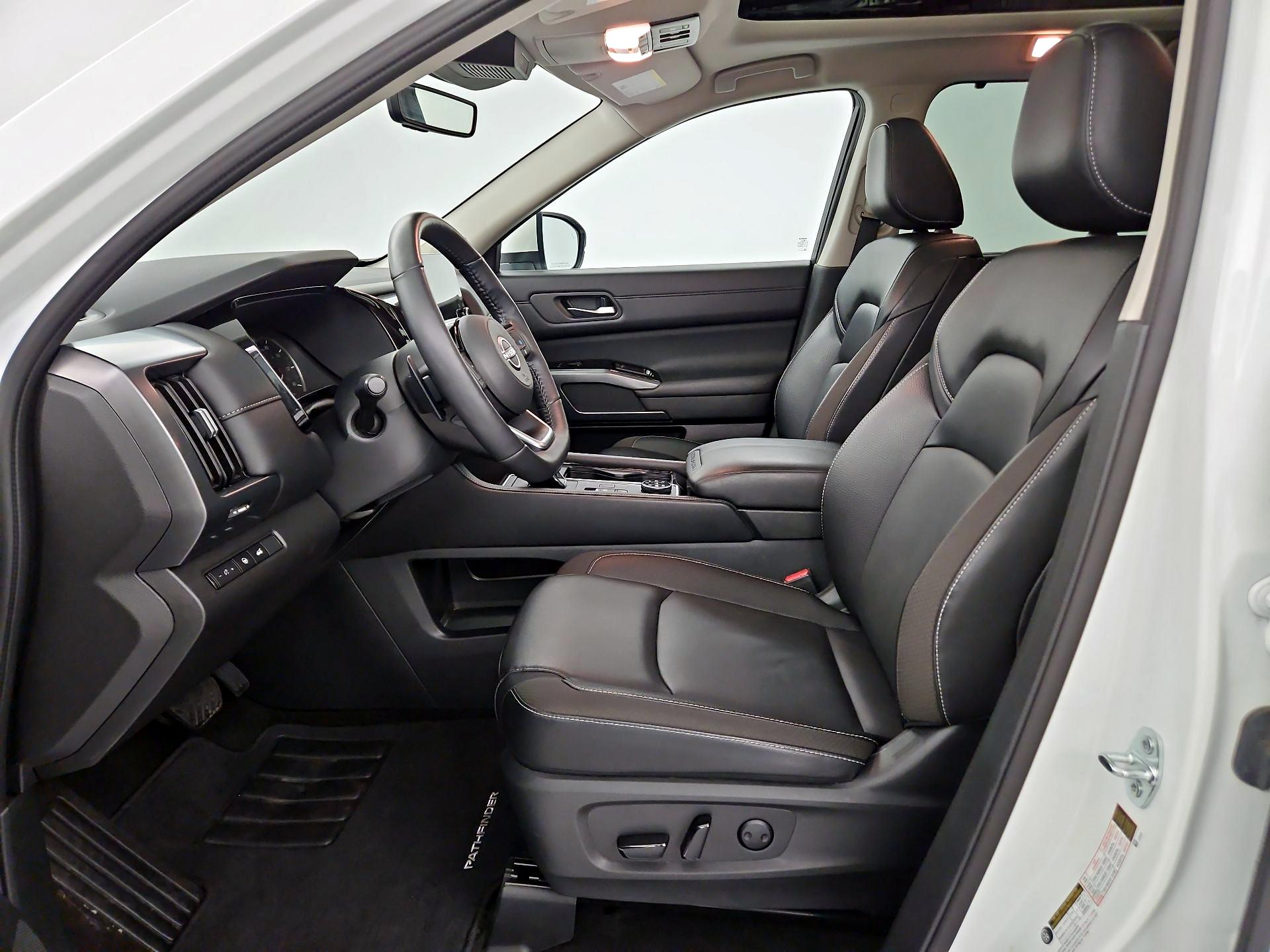 Thumbnail: 2024 Nissan Pathfinder - 9