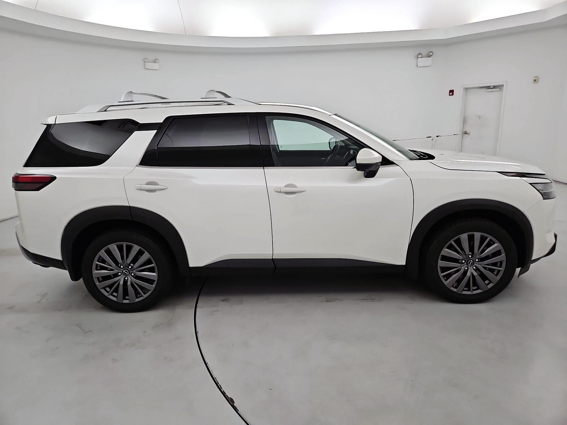 Thumbnail: 2024 Nissan Pathfinder - 4