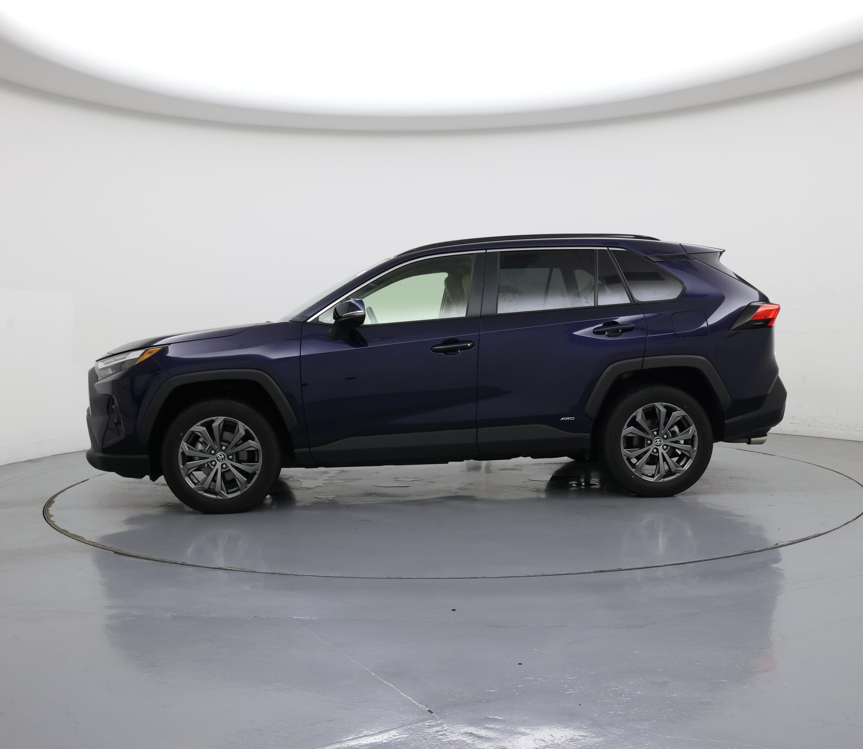 Thumbnail: 2025 Toyota RAV4 - 3