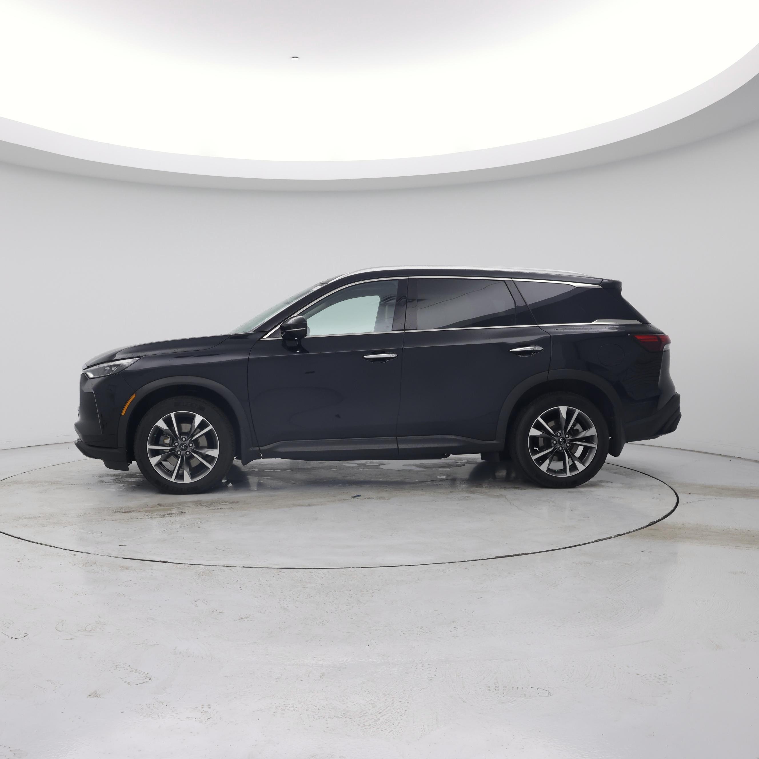 Thumbnail: 2023 INFINITI QX60 - 3