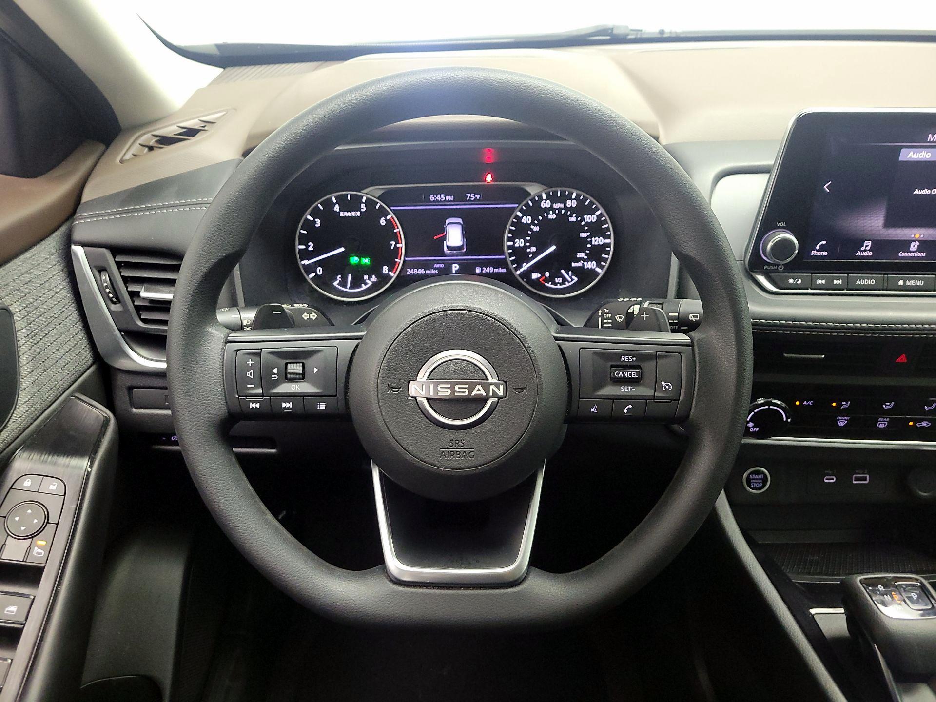 Thumbnail: 2023 Nissan Rogue - 10