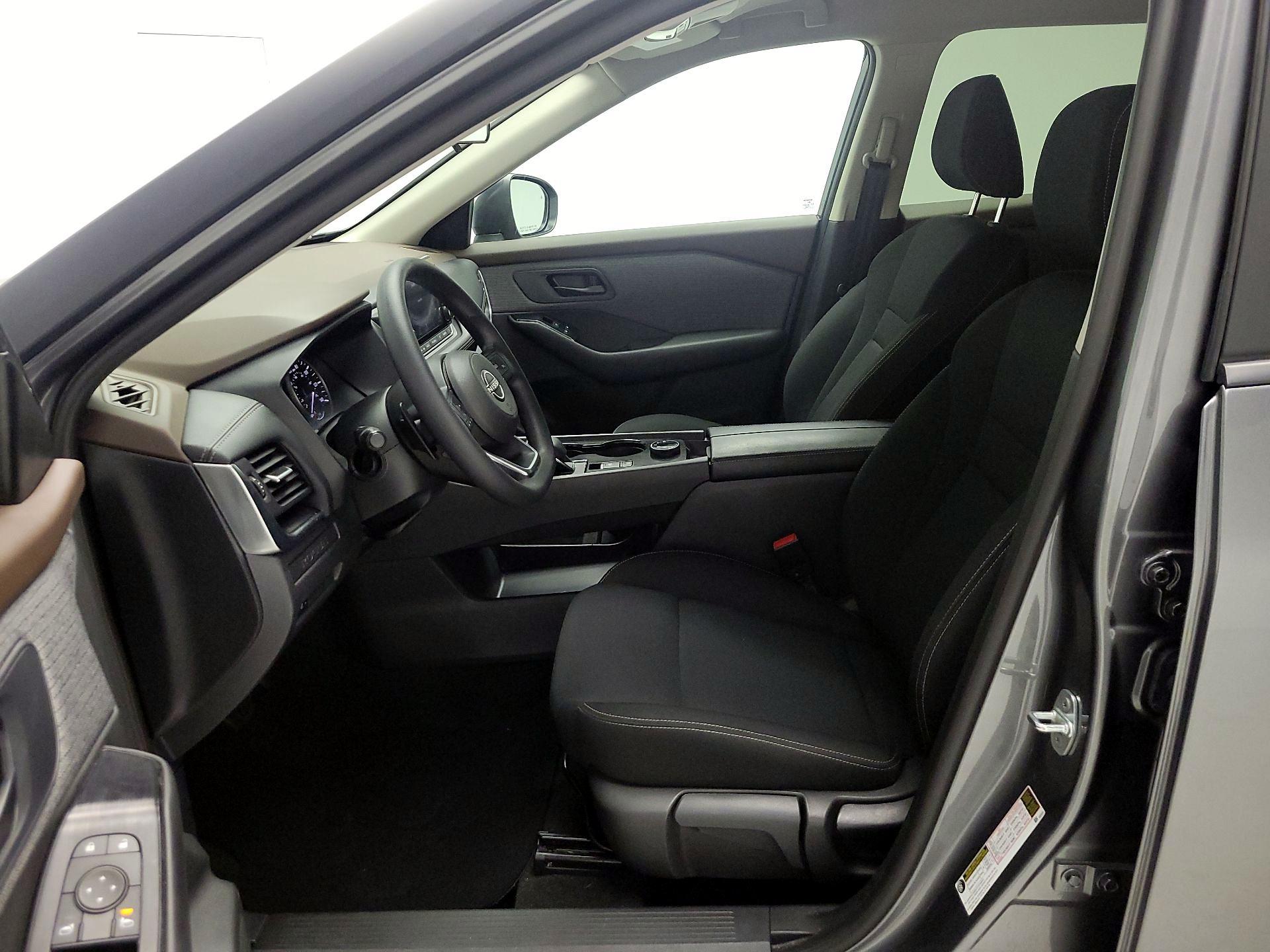 Thumbnail: 2023 Nissan Rogue - 11